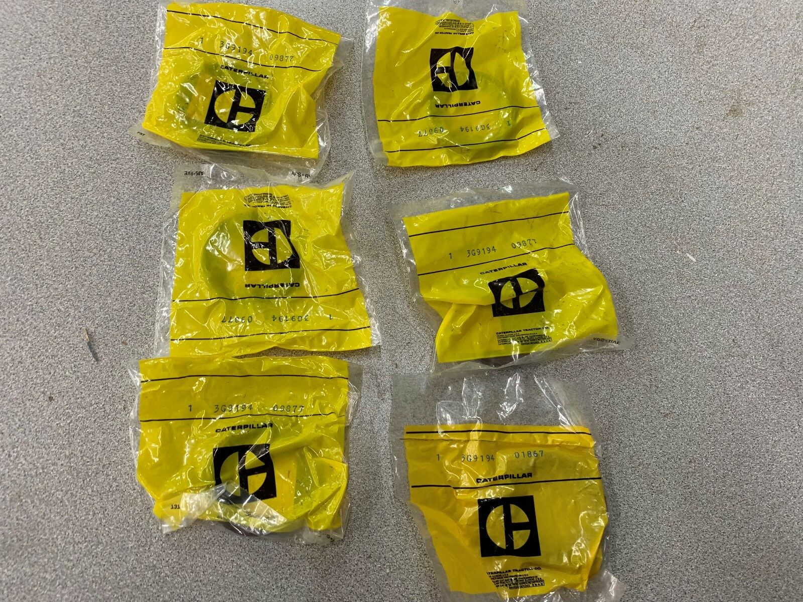 LOT OF 6 NEW NO BOX CATERPILLAR SEAL 3G9194 09877