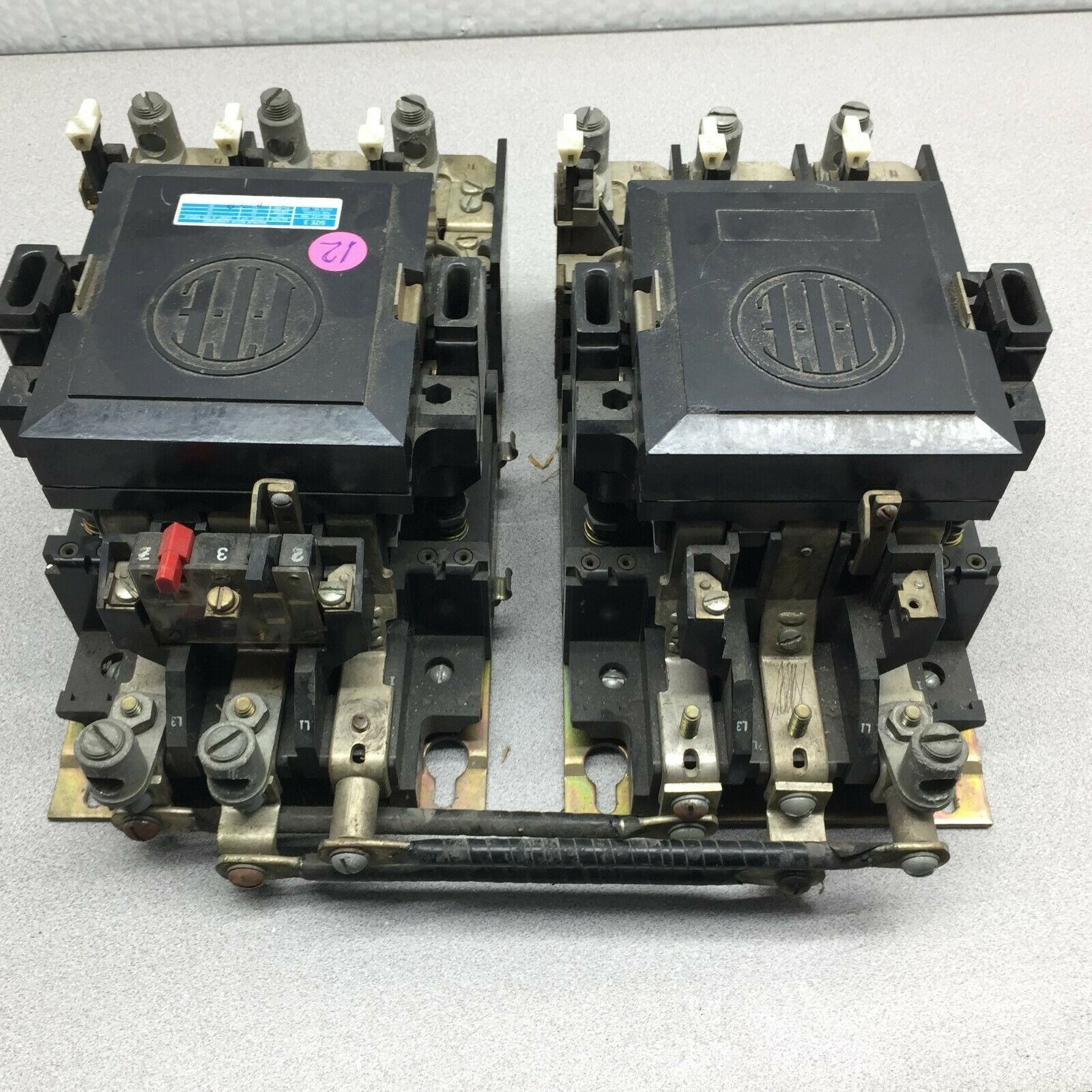 USED ITE SIZE 3 220VAC COILS 3POLE 600VAC 50HP DOUBLE STARTERS A15E22