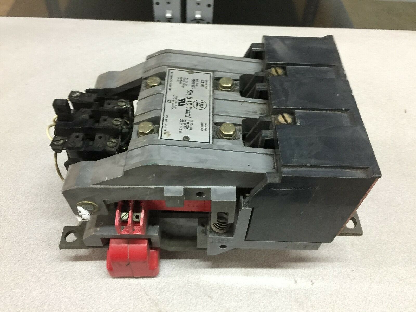 USED WESTINGHOUSE SIZE 5 3 POLE 600 VAC 120VAC COIL 200 HP STARTER 2050A15G15