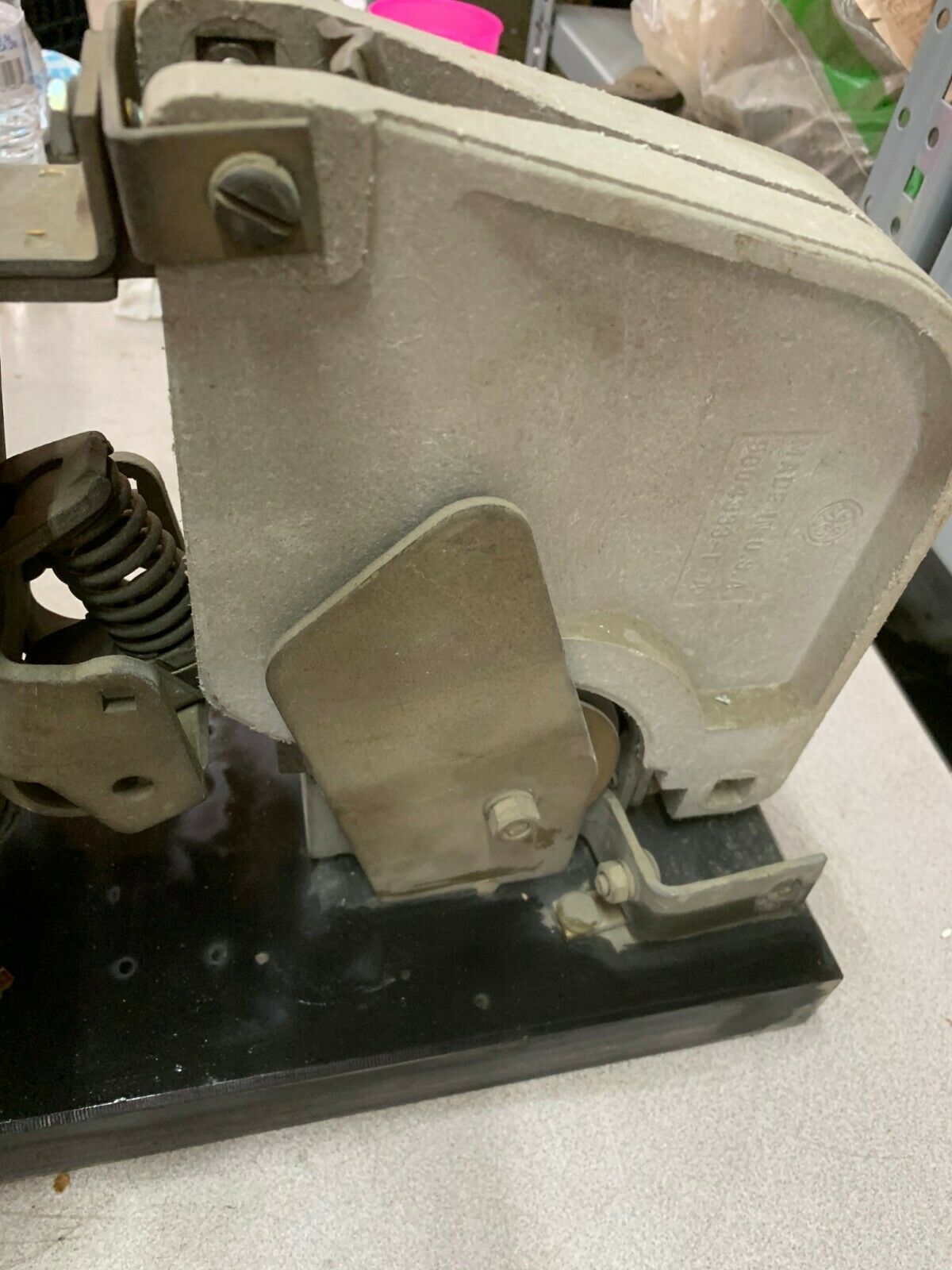 NEW NO BOX GENERAL ELECTRIC DC CONTACTOR IC2800 Y102AB3 WITH 22D75G3A COIL