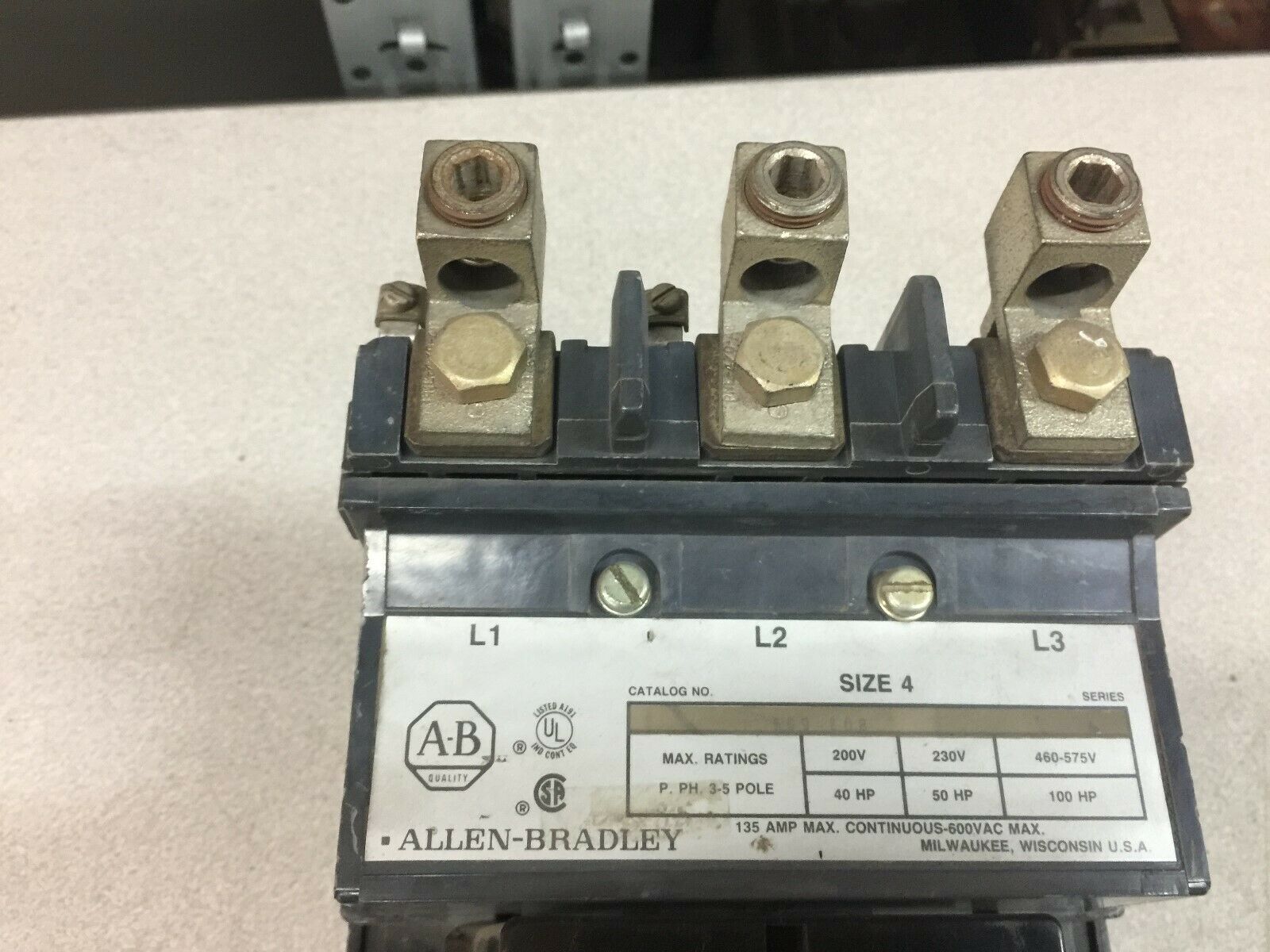 NEW NO BOX ALLEN BRADLEY SIZE 4 135 AMP 3 POLE 120 VAC COIL 100 HP STARTER 509-E