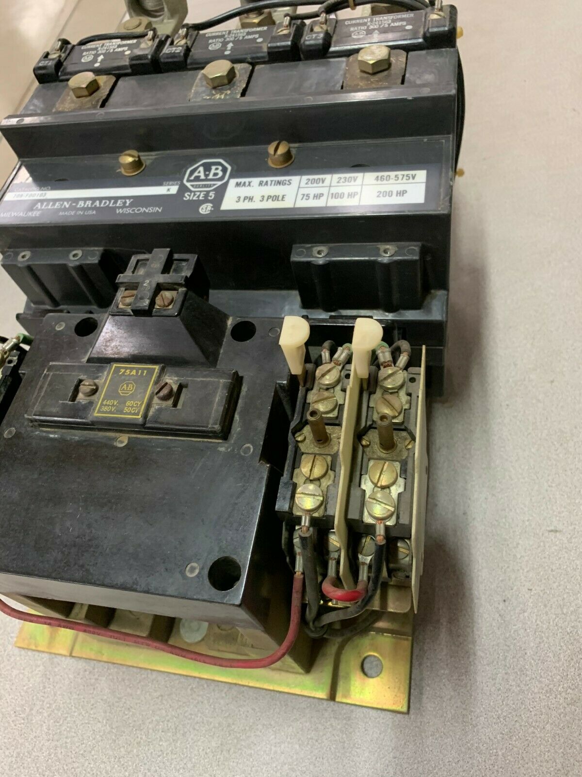 NEW NO BOX ALLEN-BRADLEY SIZE 5 STARTER WITH 380-440V. COIL 709-FOD103 SERIES K