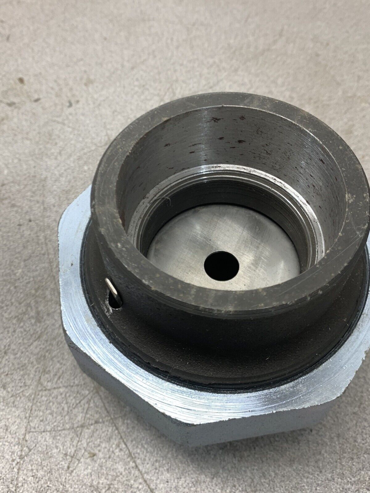 NEW PETRO 2" 3000 THREADED SPLIT COUPLING UNION FITTING A105