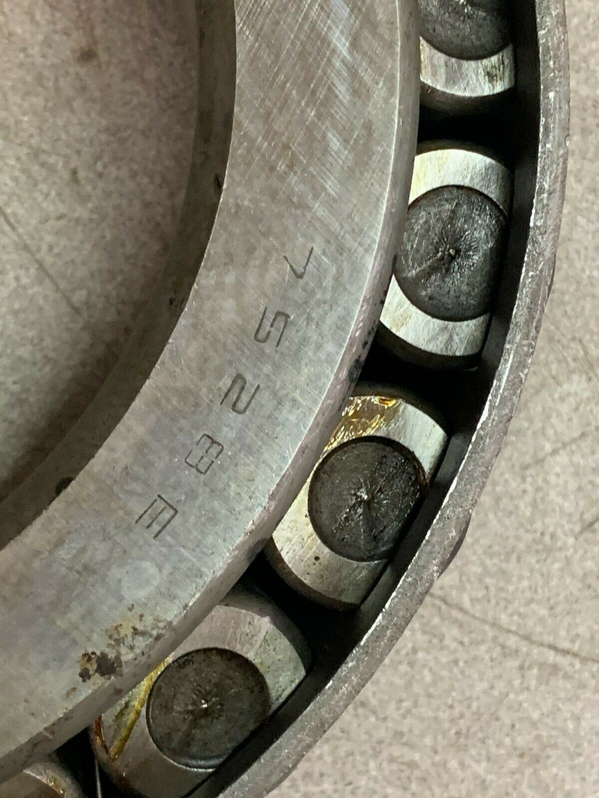 NEW NO BOX ZWZ TAPERED ROLLER CONE BEARING 7528E