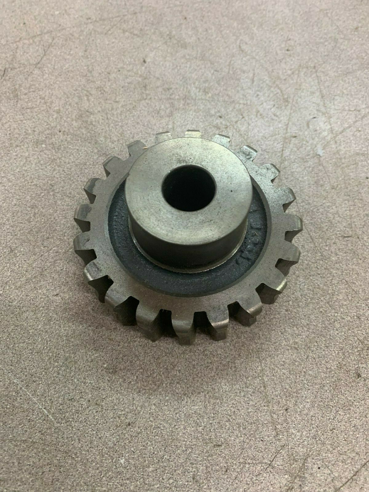 NEW NO BOX BOSTON GEAR WORM GEAR G1077 LH