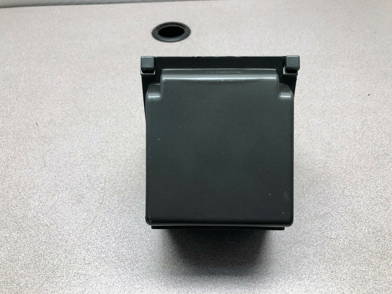 NEW NO BOX UE J300 0-200 PSI RANGE PRESSURE SWITCH 8-78 9678 270