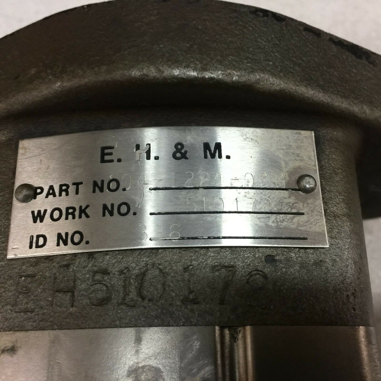 NEW NO BOX E.H.&M. HYDRAULIC PUMP 104-1224-006