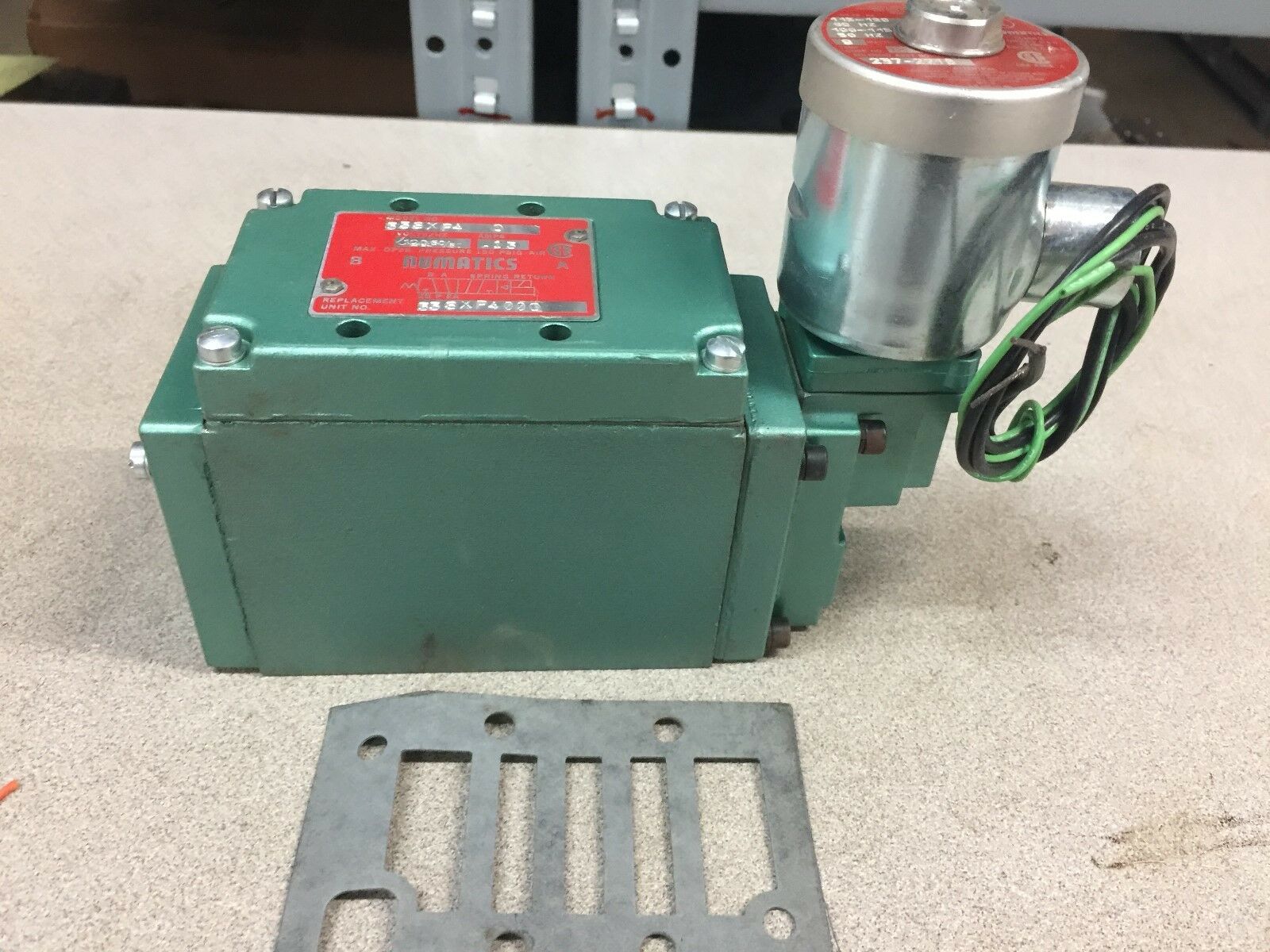 NEW NO BOX NUMATICS 120VAC 150PSI AIR VALVE 3.3SXP4 0