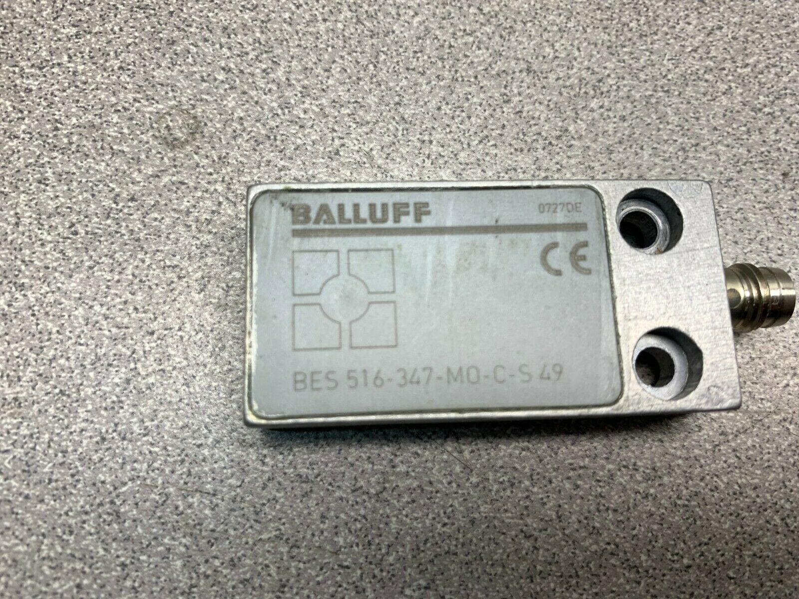 NEW NO BOX BALLUFF SENSOR BES 516-347-M0-C-S49