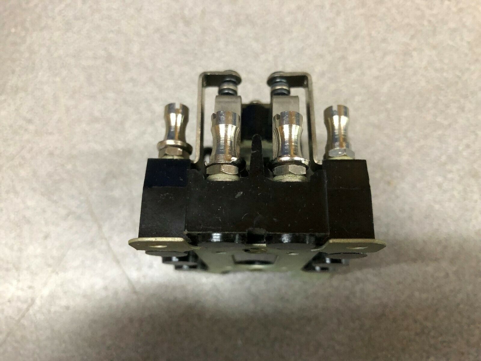 NEW IN BOX STRUTHERS AND DUNN 48 VDC COIL 2 POLE RELAY B1XBX