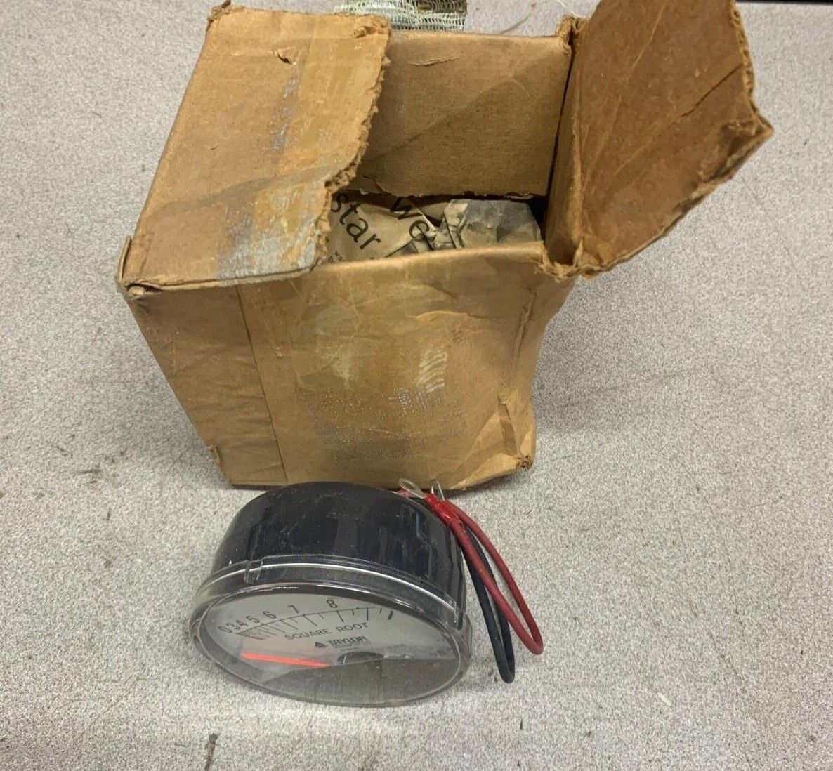 NEW SQUARE ROOT TAYLOR METER 35 1035 D-1390-1