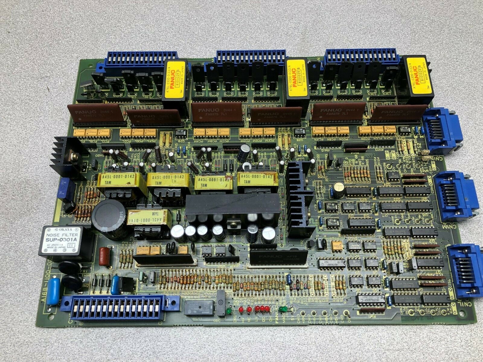 NEW NO BOX FANUC CONTROL BOARD A16B-1100-0280/04A