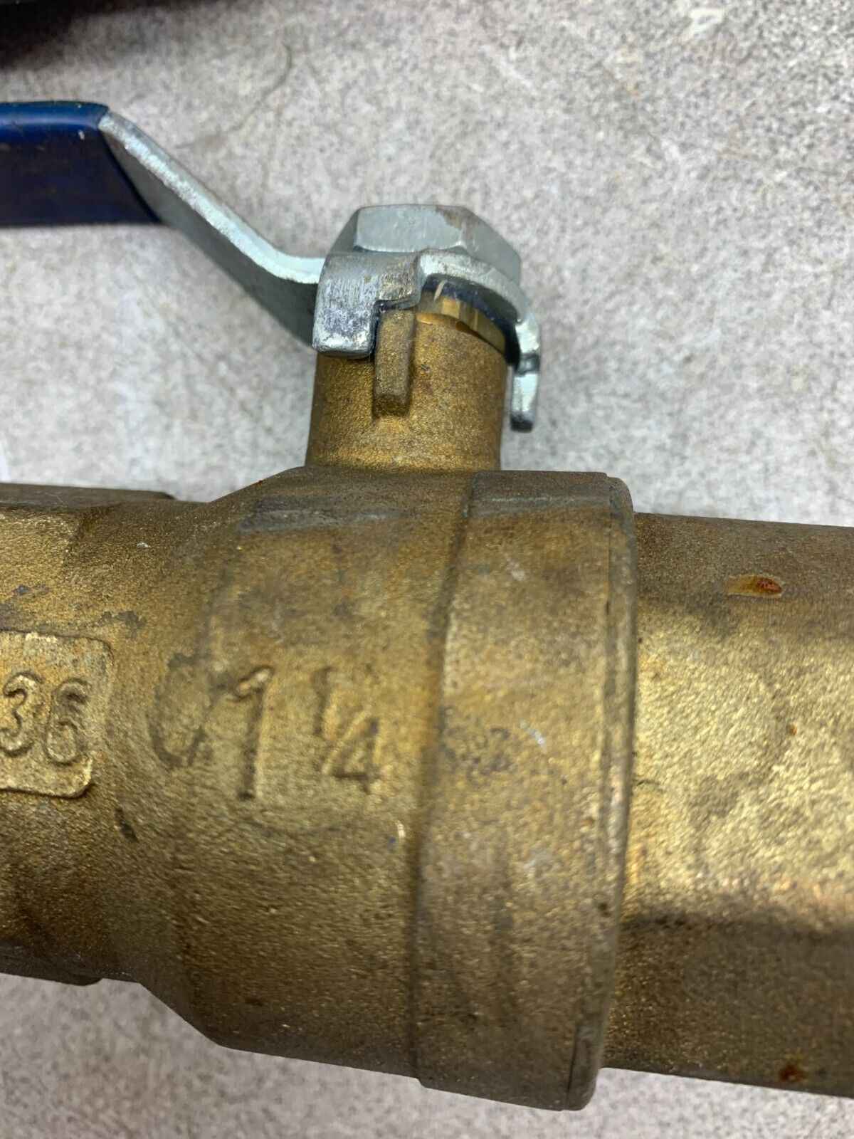 NEW MILWAUKEE 600 WOG 150WSP 1-1/4" BALL VALVE