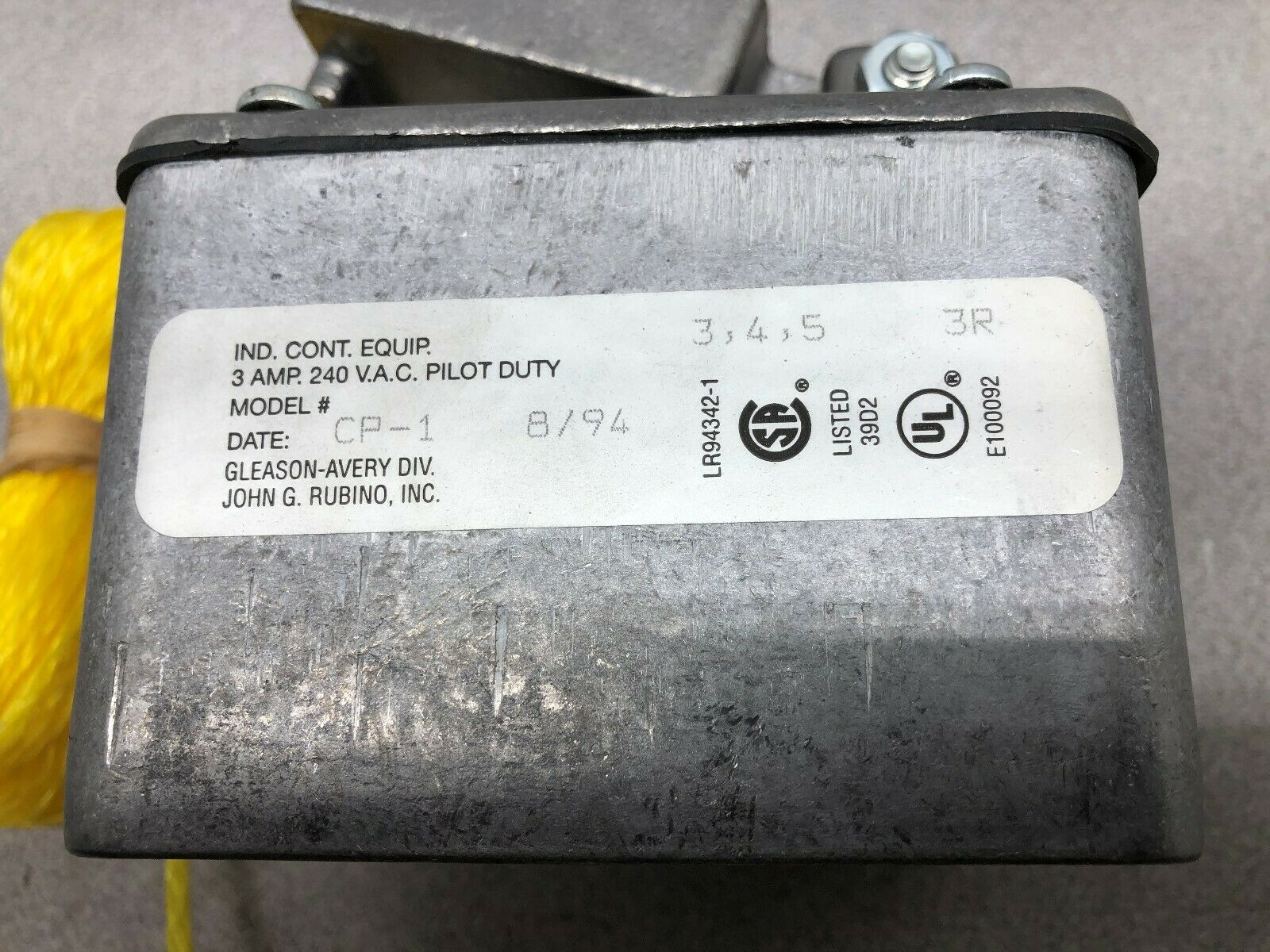 NEW NO BOX GLEASON PILOT DUTY 240 VAC PULL SWITCH CP-1