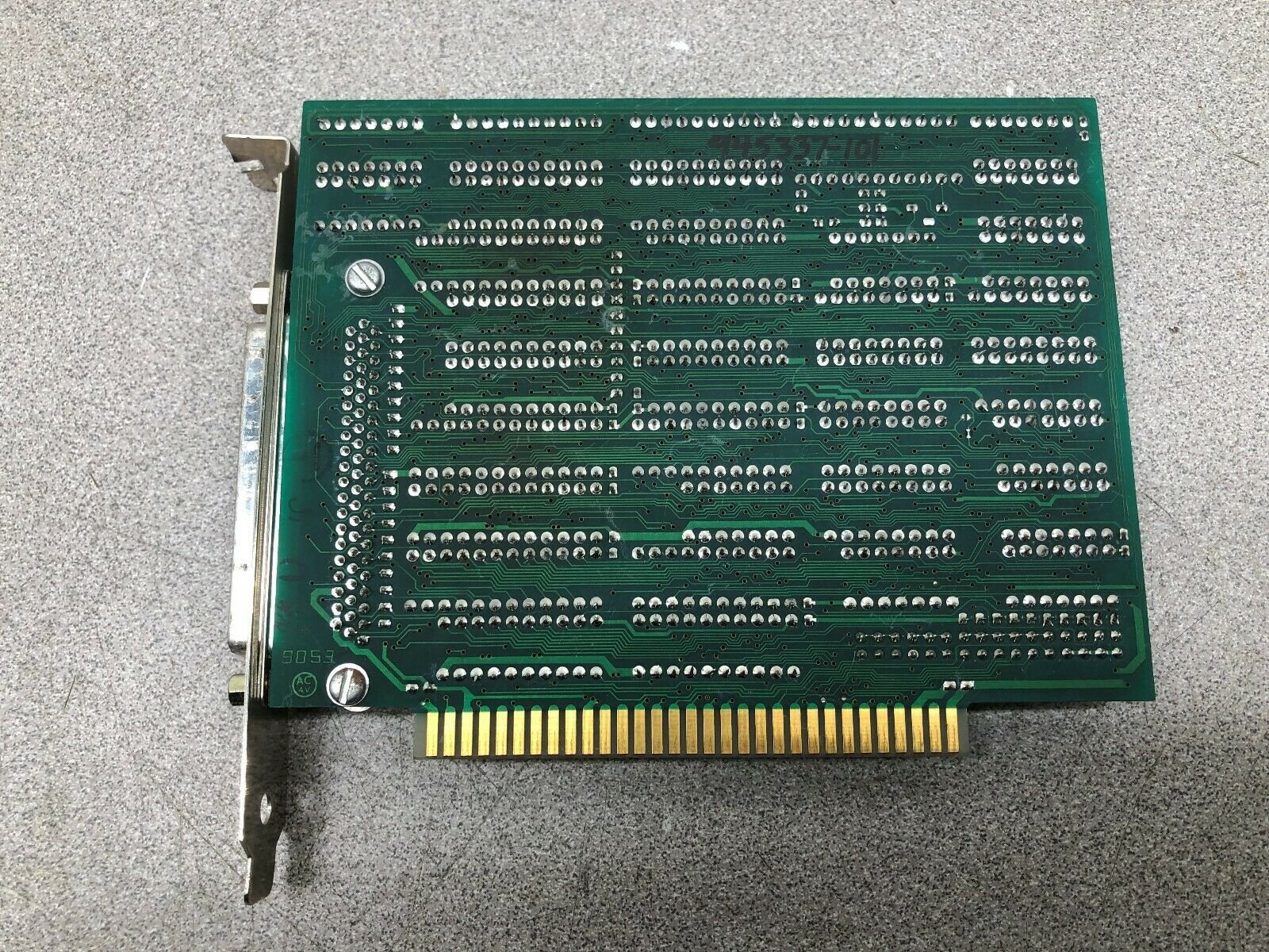 USED IDB CORP 62 PIN CONNECTOR INTERFACE CARD 945337-101