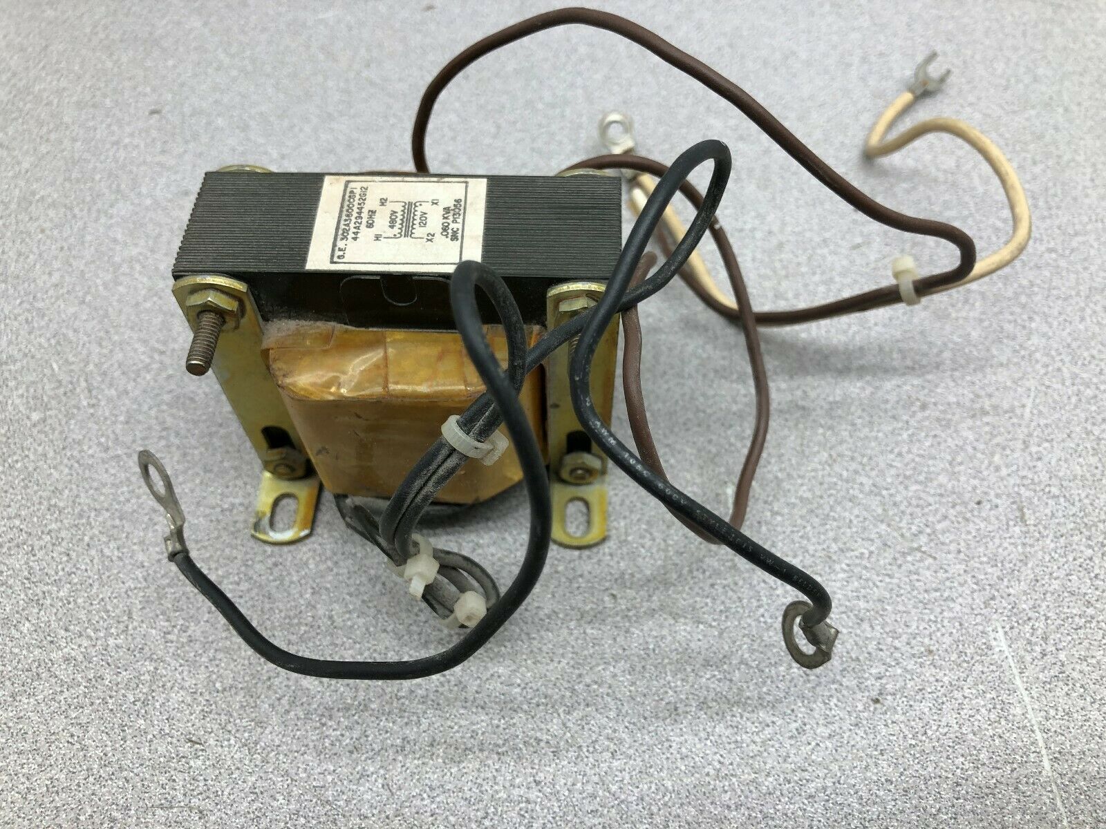 USED GE .060 KVA 480 VAC PRI 120 VAC SEC TRANSFORMER 44A294452G12