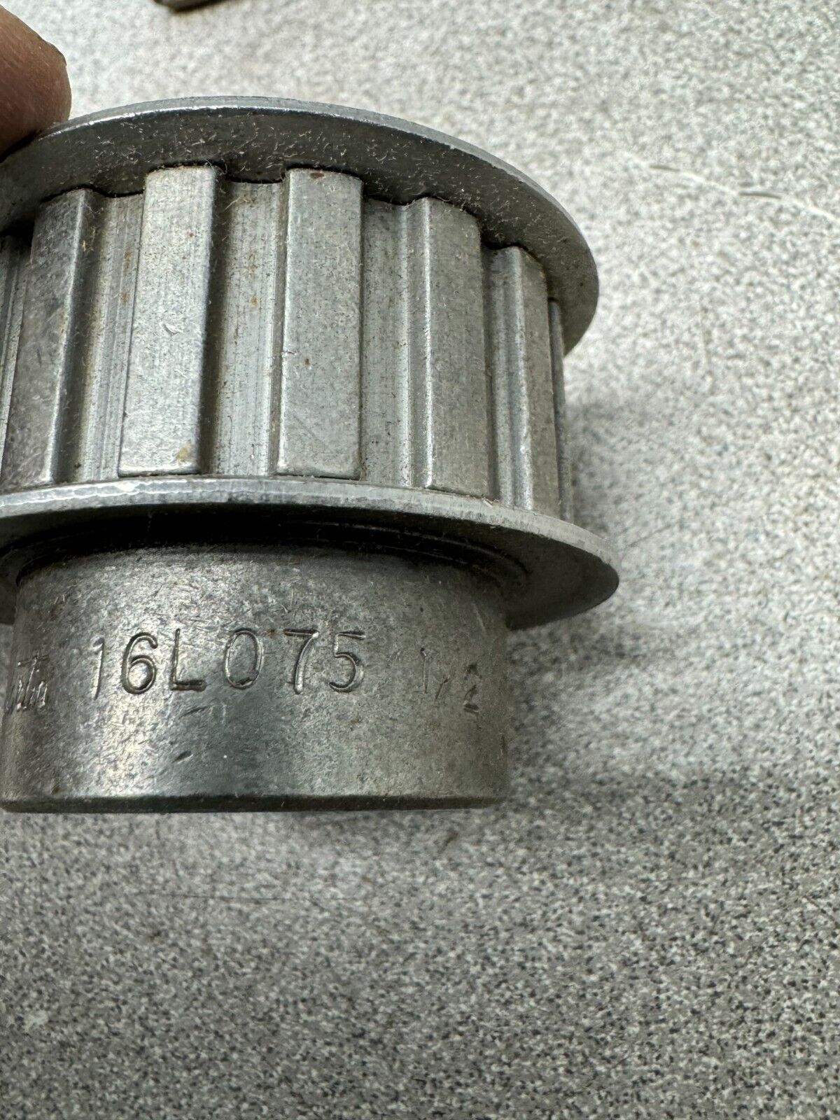 NEW IN BOX MARTIN TIMING PULLEY 16LO75 S/B