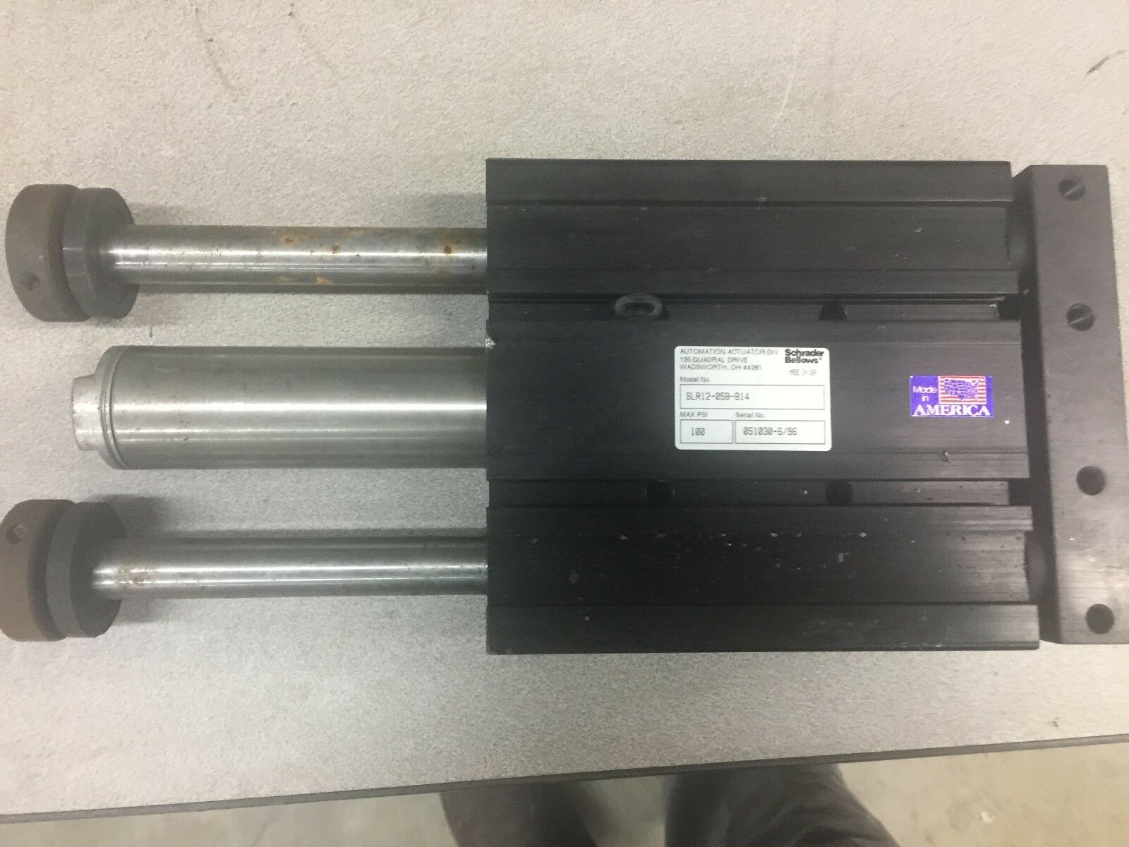 NEW NO BOX SCHRADER BELLOWS SLR LINEAR ACTUATOR SLR12-05B-B14