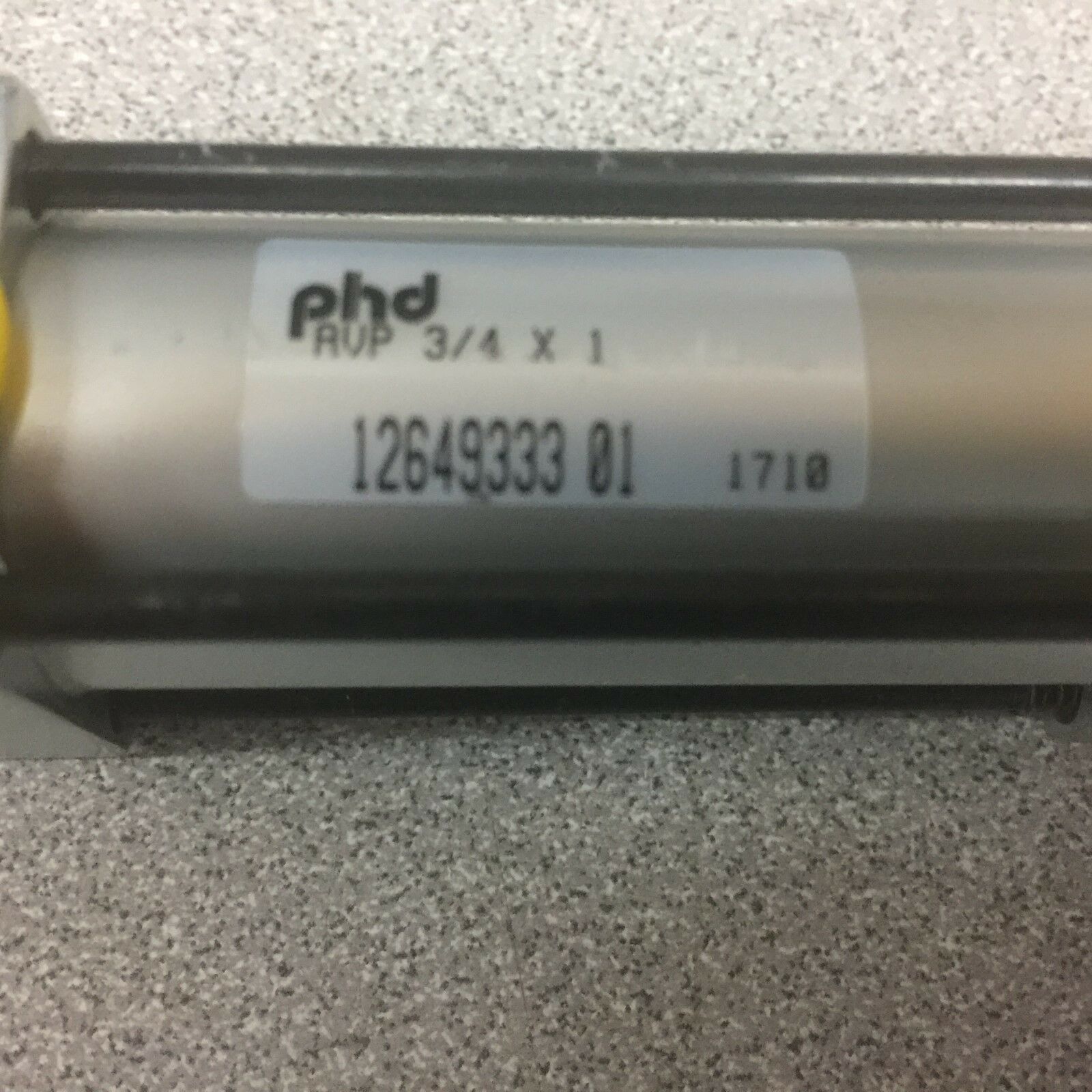 NEW NO BOX PHD AIR CYL 3/4 X 1 12649333 01