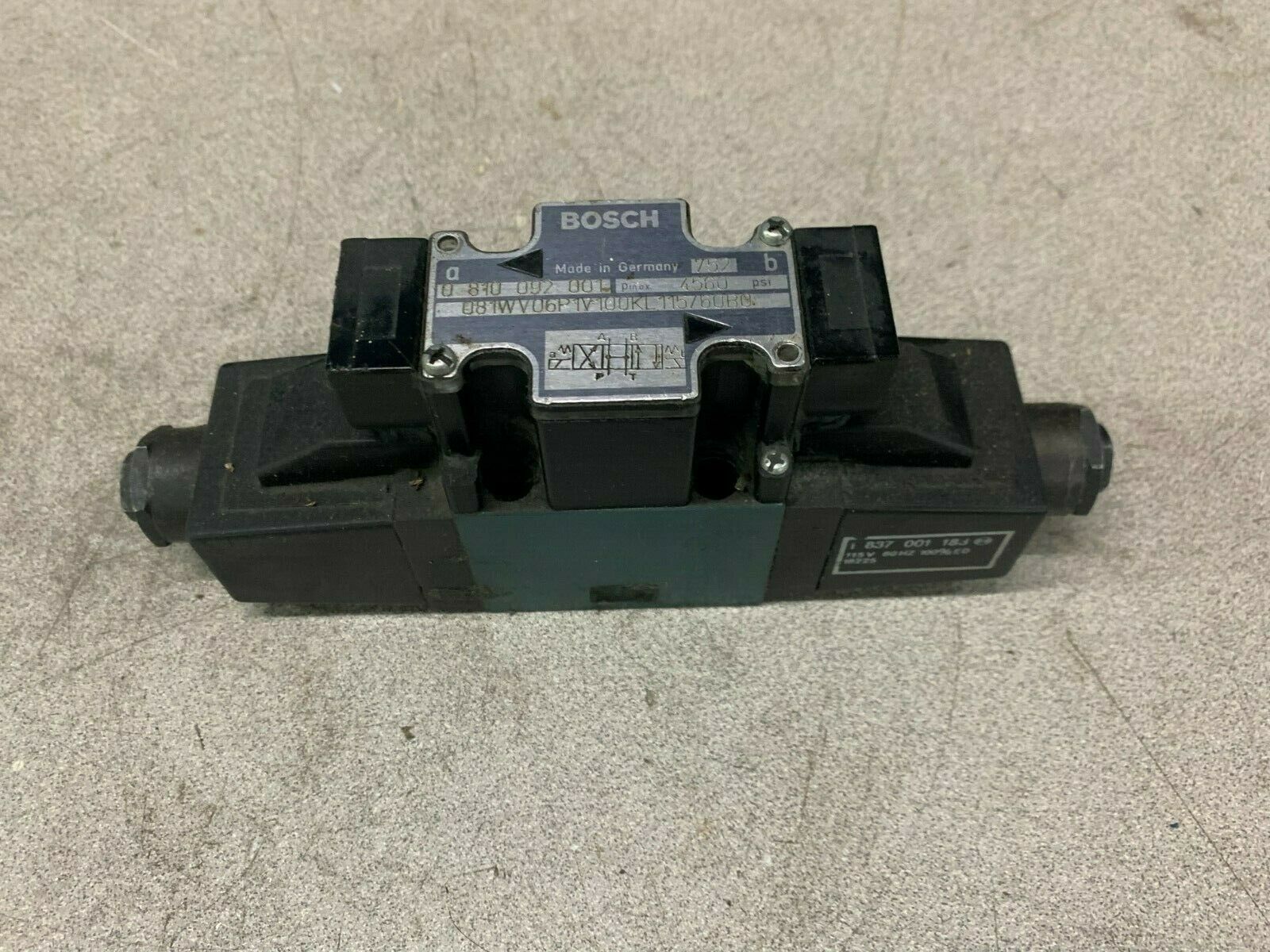USED BOSCH 0810092001 HYDRAULIC VALVE 081WV06P1V100KL115/60B0