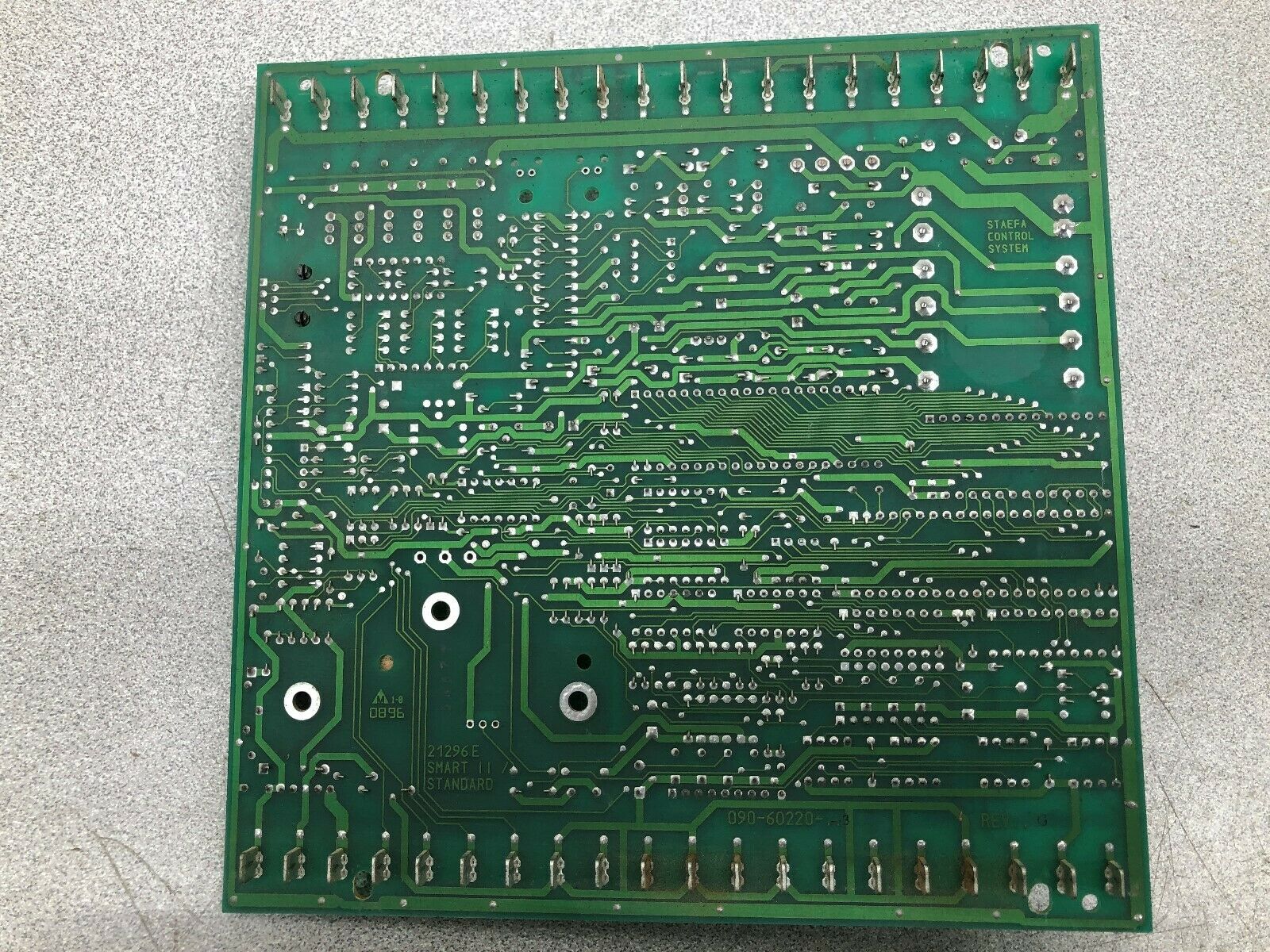 USED STAFEA CONTROL SYSTEM 090-60220-.3 REV G / 21296E