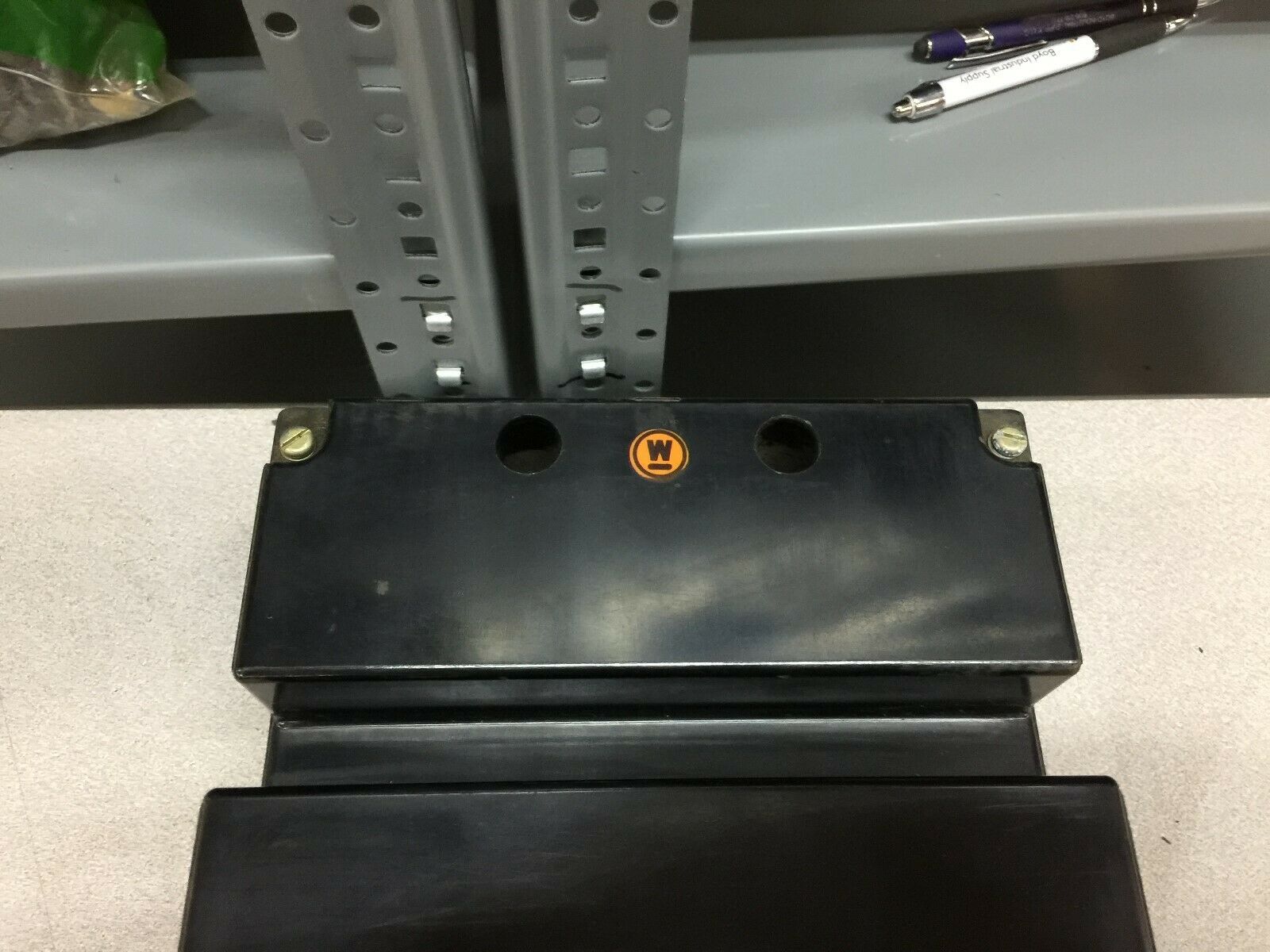 USED WESTINGHOUSE 800 AMP 3 POLE 250 VDC BREAKER 49E-2153