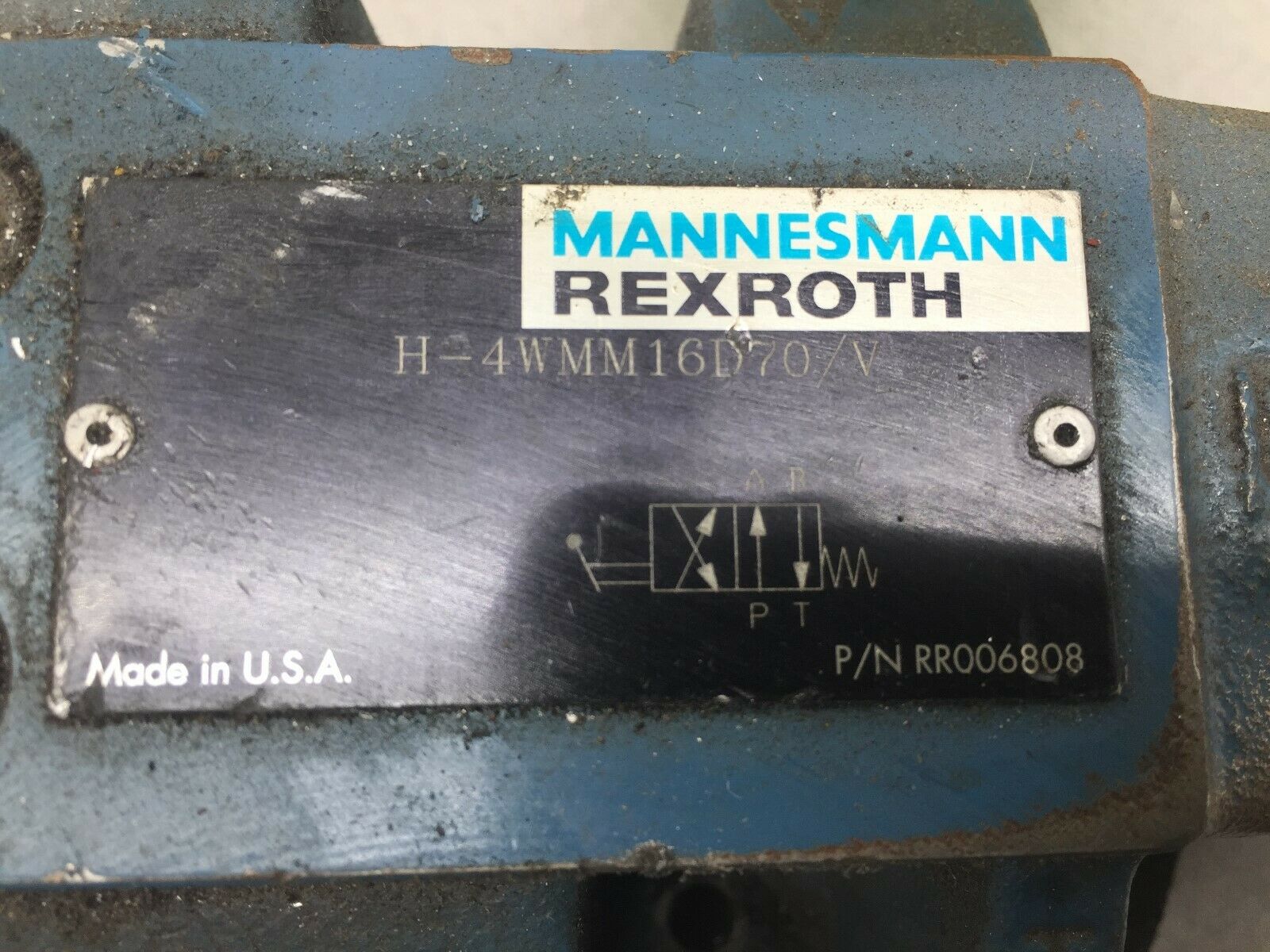 USED REXROTH MANUAL CONTROL VALVE H-4WMM16D70/V