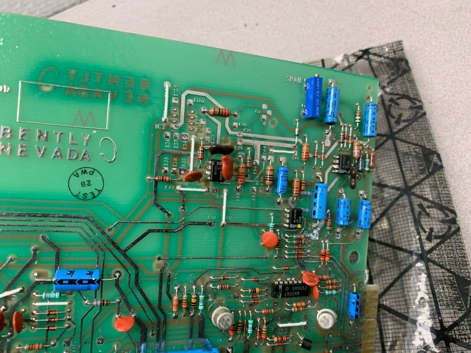 NEW NO BOX BENTLY NEVADA 150767-01 VIBRATION MONITOR PWA 24717-01T