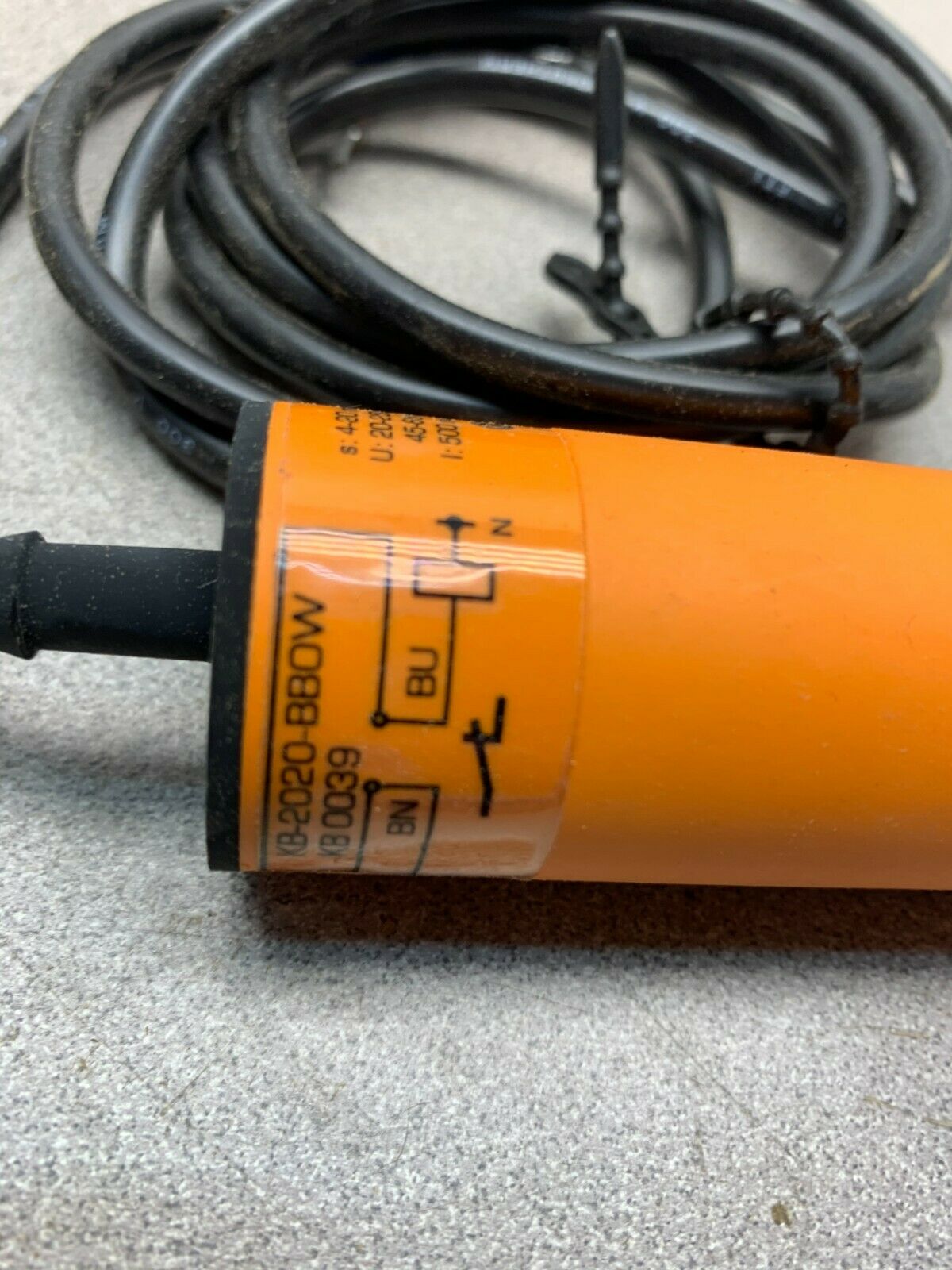 NEW IN BOX EFECTOR SENSOR KB2020BB0W