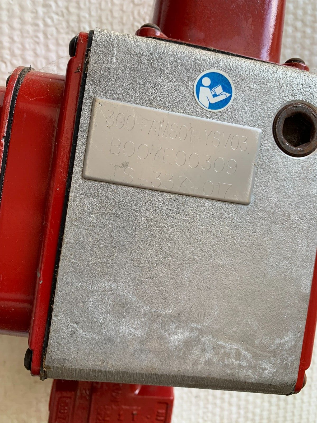 NEW NO BOX MAXON STO VENT VALVE 075SMA21-CA11-FC11A0