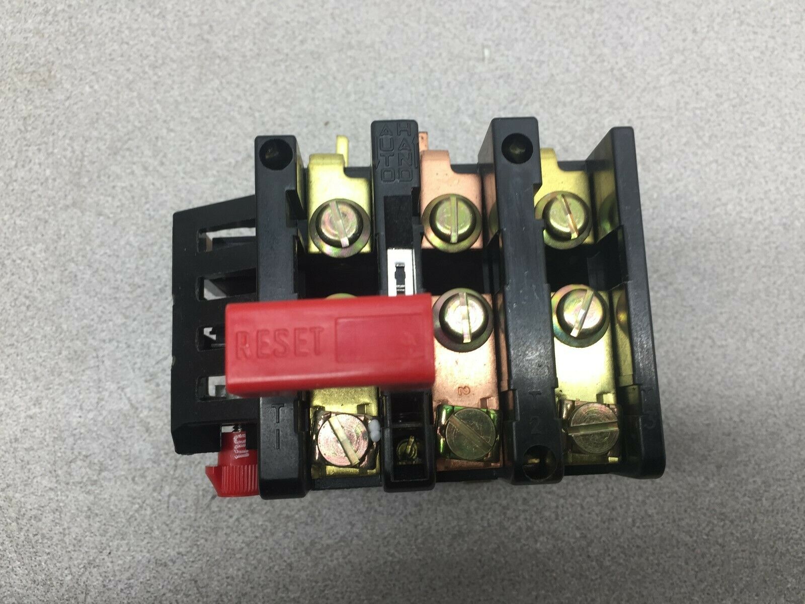 NEW IN BOX SQUARE D 3 POLE 600 VAC THERMAL OVERLOAD RELAY 9065SD06 B