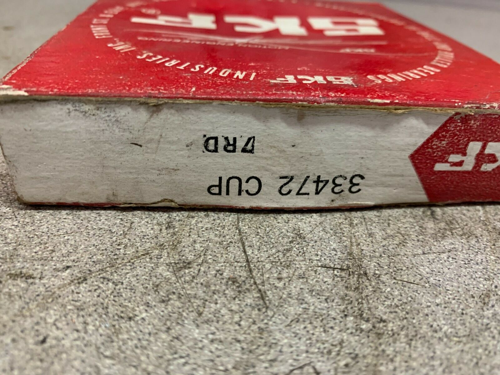 NEW IN BOX SKF BEARING RACE 33472