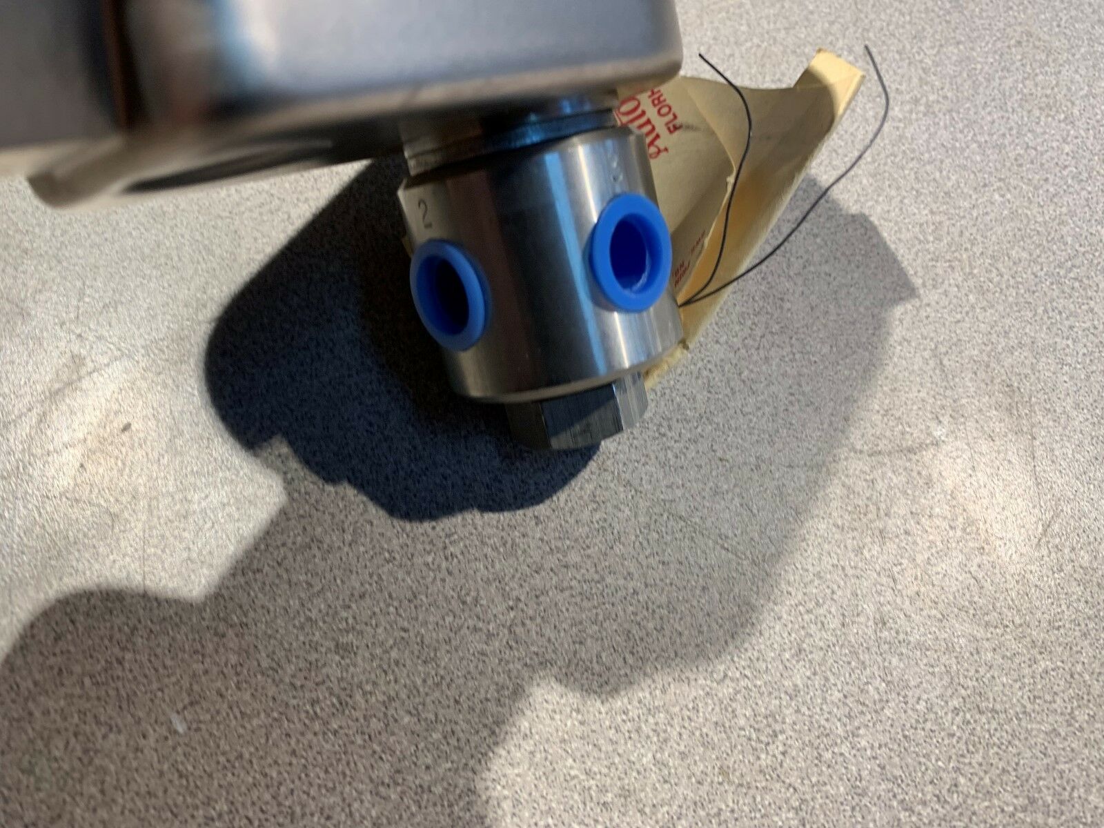 NEW NO BOX ASCO RED HAT 120V. NUCLEAR SERIES VALVE 1/4" PIPE NPK 8320 93E