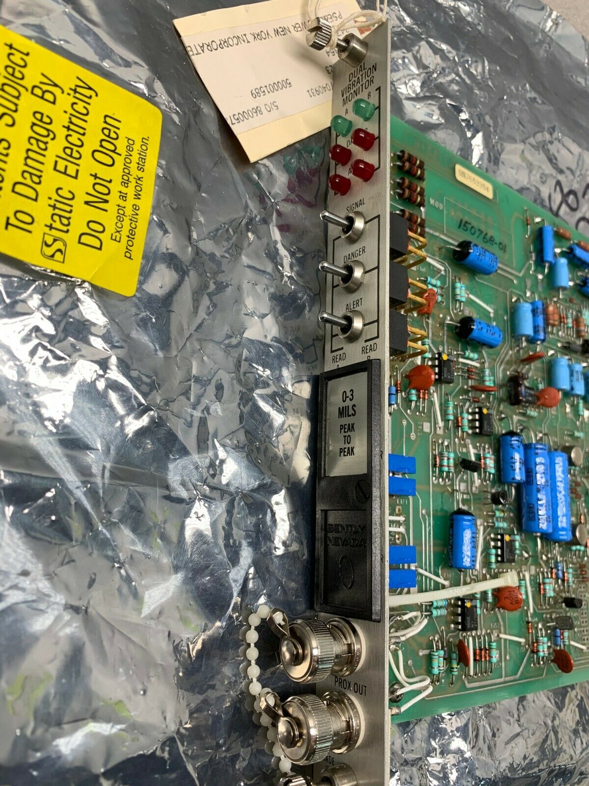 NEW NO BOX BENTLY NEVADA DUAL VIBRATION MONITOR PWA 24713-01Z