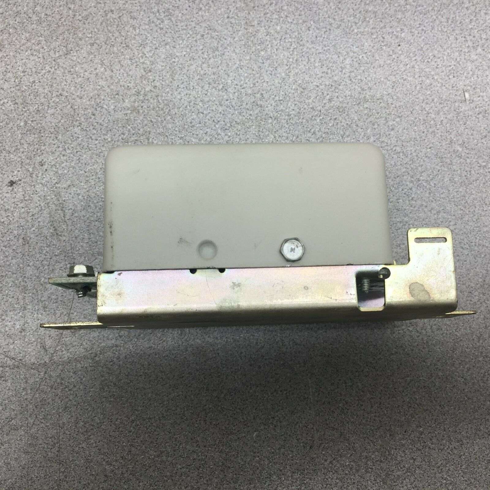 NEW IN BOX HONEYWELL CONSTANT VOLTATGE UNIT 30369755