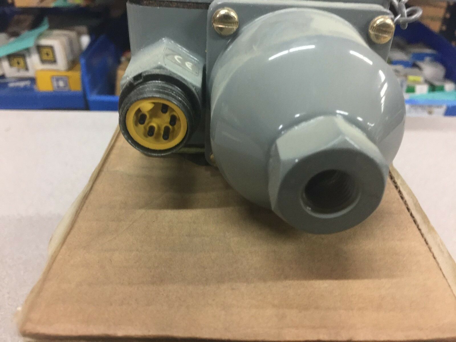 NEW IN BOX ALLEN BRADLEY PRESSURE CONTROL SWITCH 836T-T251JX23X15