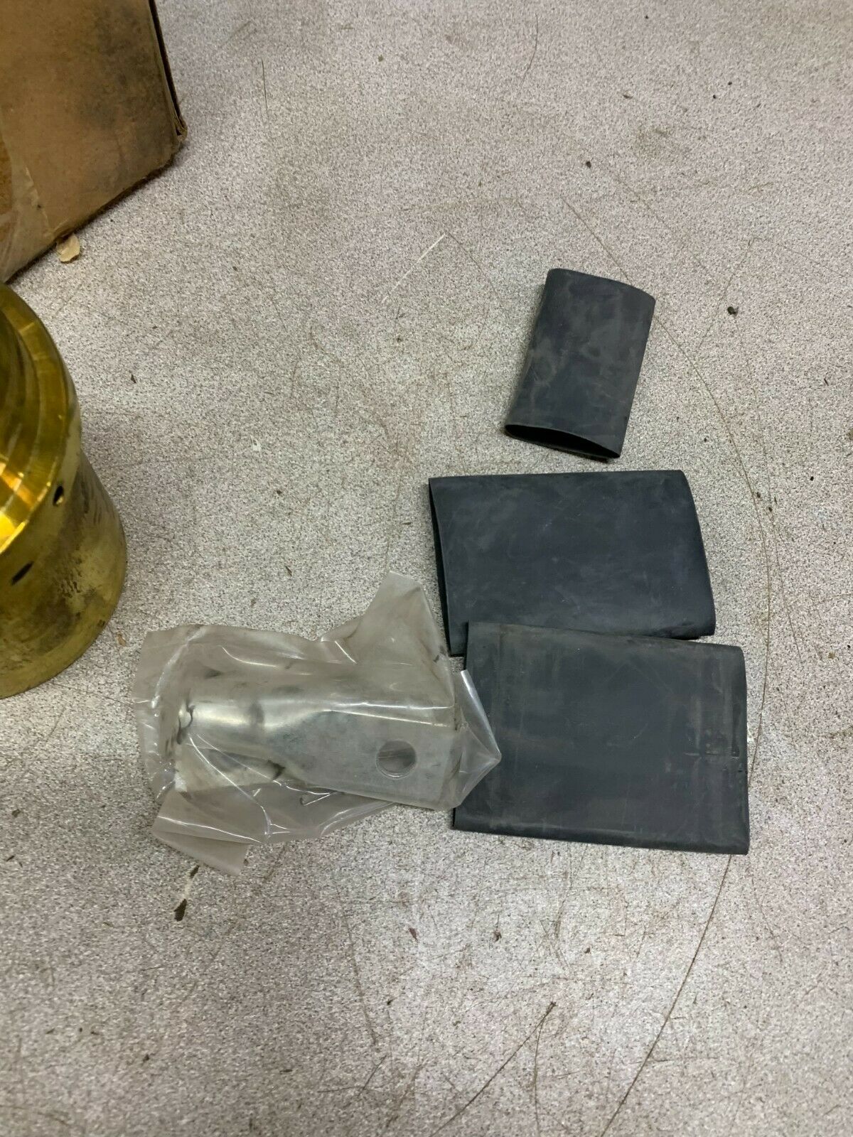 NEW J&R MANUFACTURING RECEPTACLE PART JR-AB2000PB