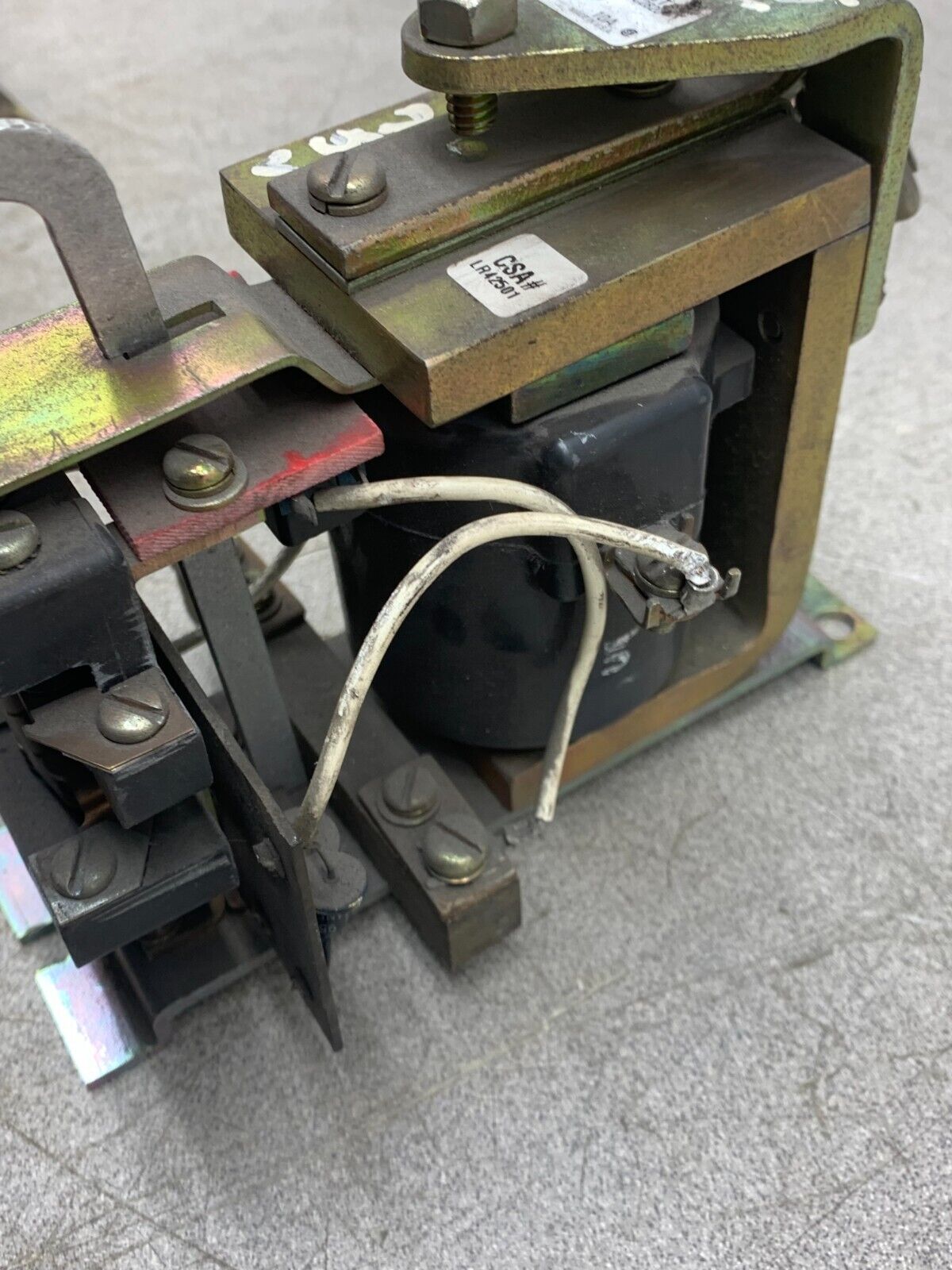 USED GENERAL ELECTRIC RELAY IC2820A103H WITH 22D11G269A COIL