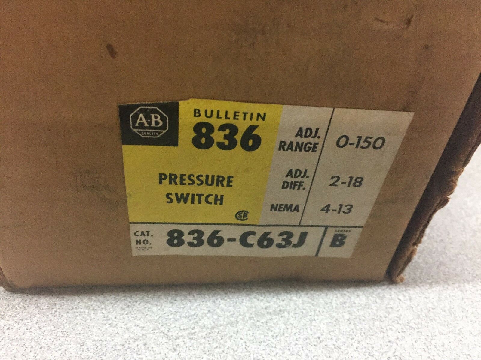 NEW IN BOX ALLEN BRADLEY PRESSURE CONTROL SWITCH 836-C63J