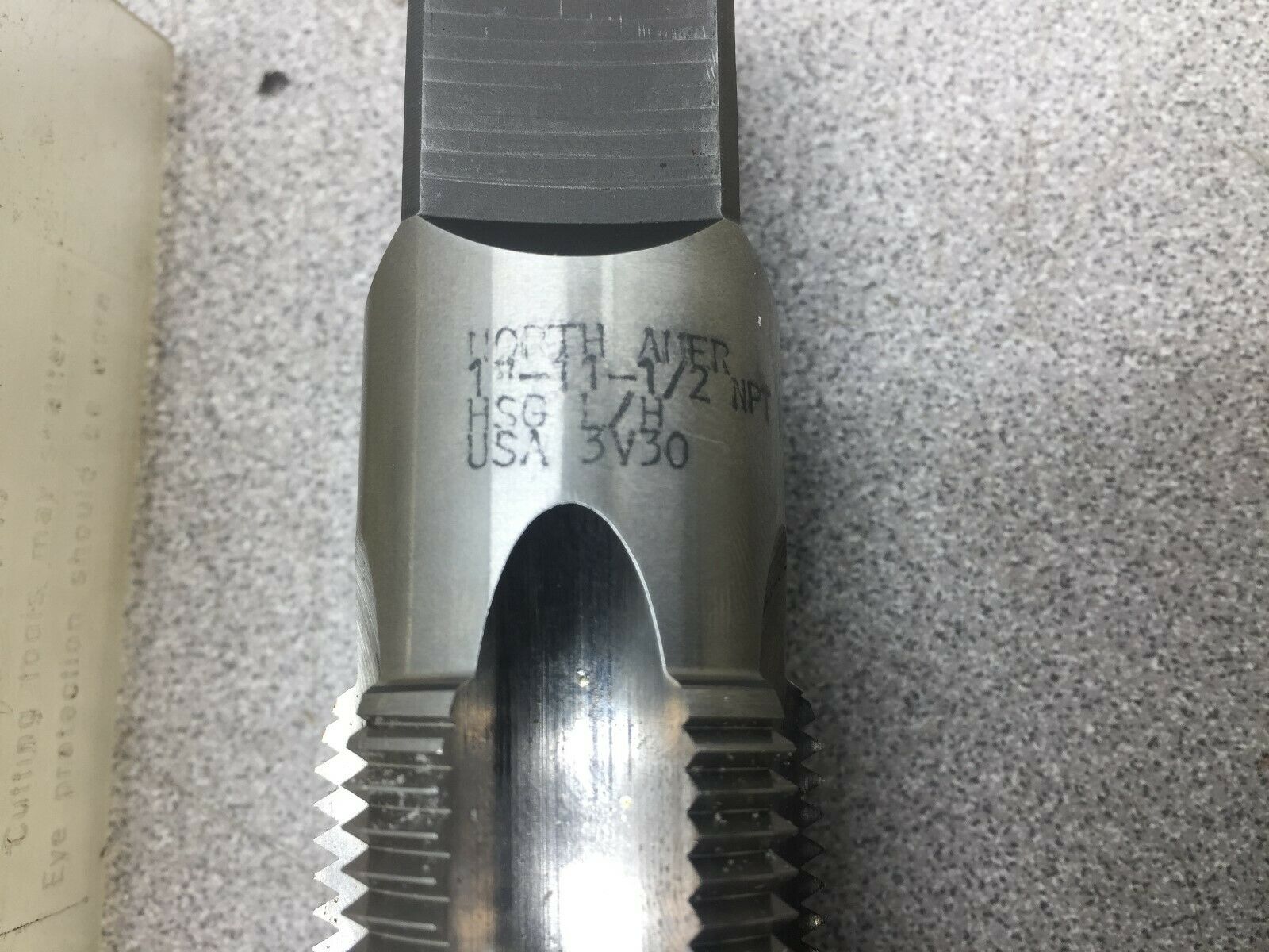 NEW IN BOX NORTH AMER 1" 1 1/2 NPT PIPE TAP USA 3V30