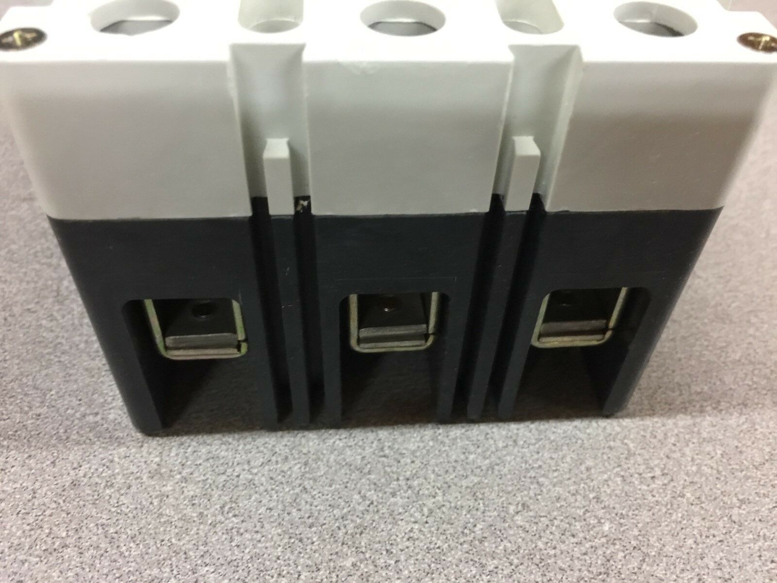 NEW NO BOX CHALLENGER 15AMP 3POLE 600V BREAKER CHMP015E0C