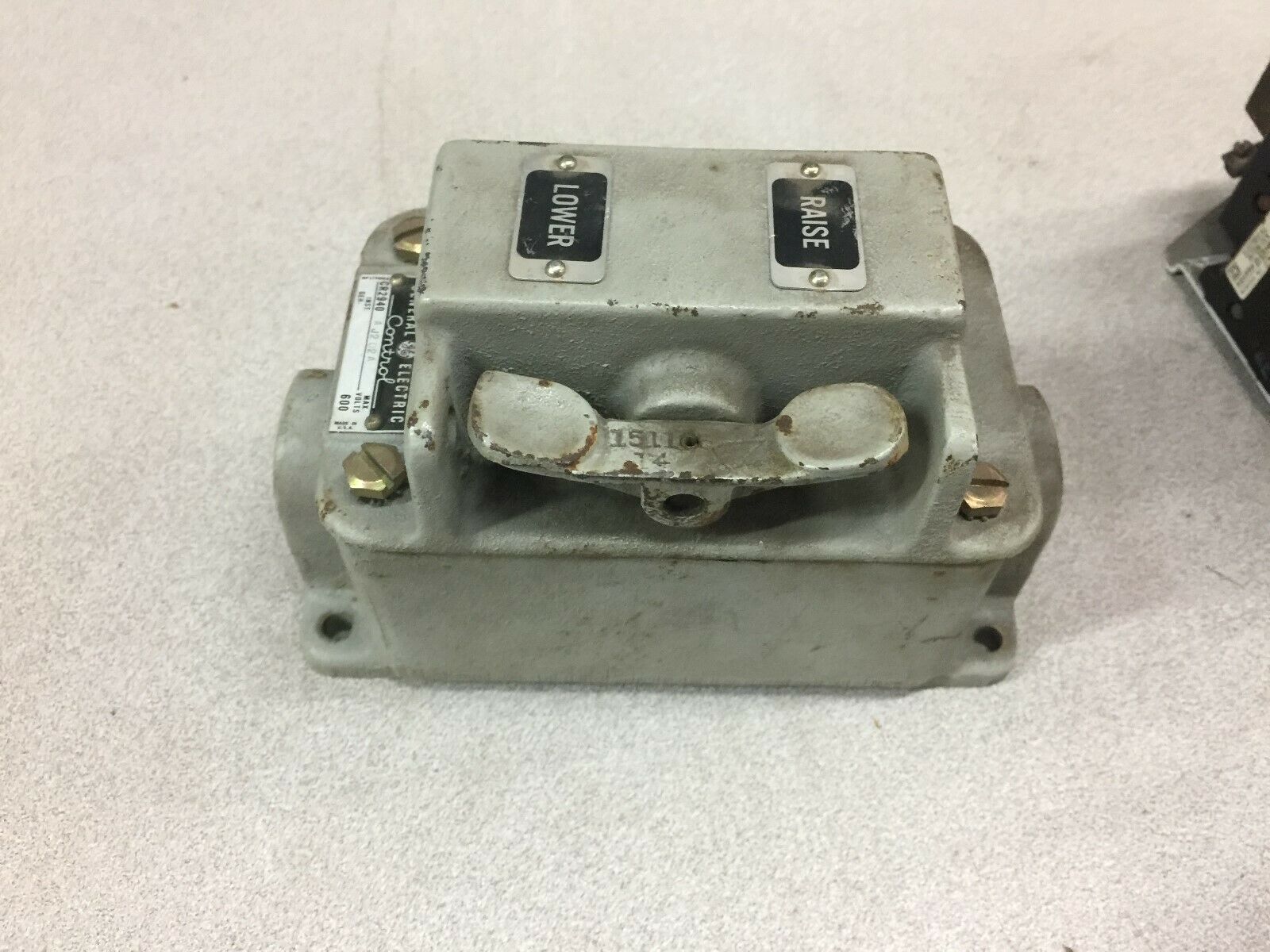 NEW NO BOX GE HEAVY DUTY HAZARDOUS LOCATION SWITCH CR2940AJ202A