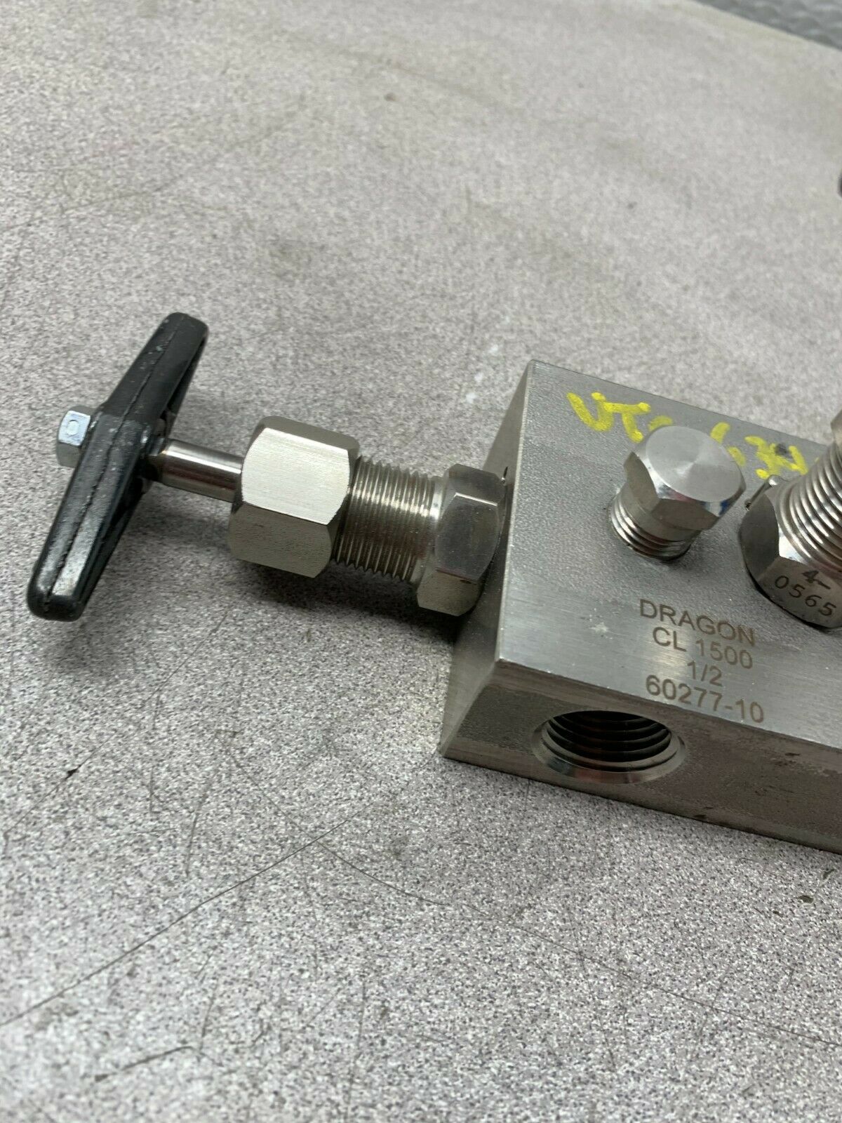 NEW NO BOX DRAGON CL 1500 60277-10 MANIFOLD SH1044 SA479TY304