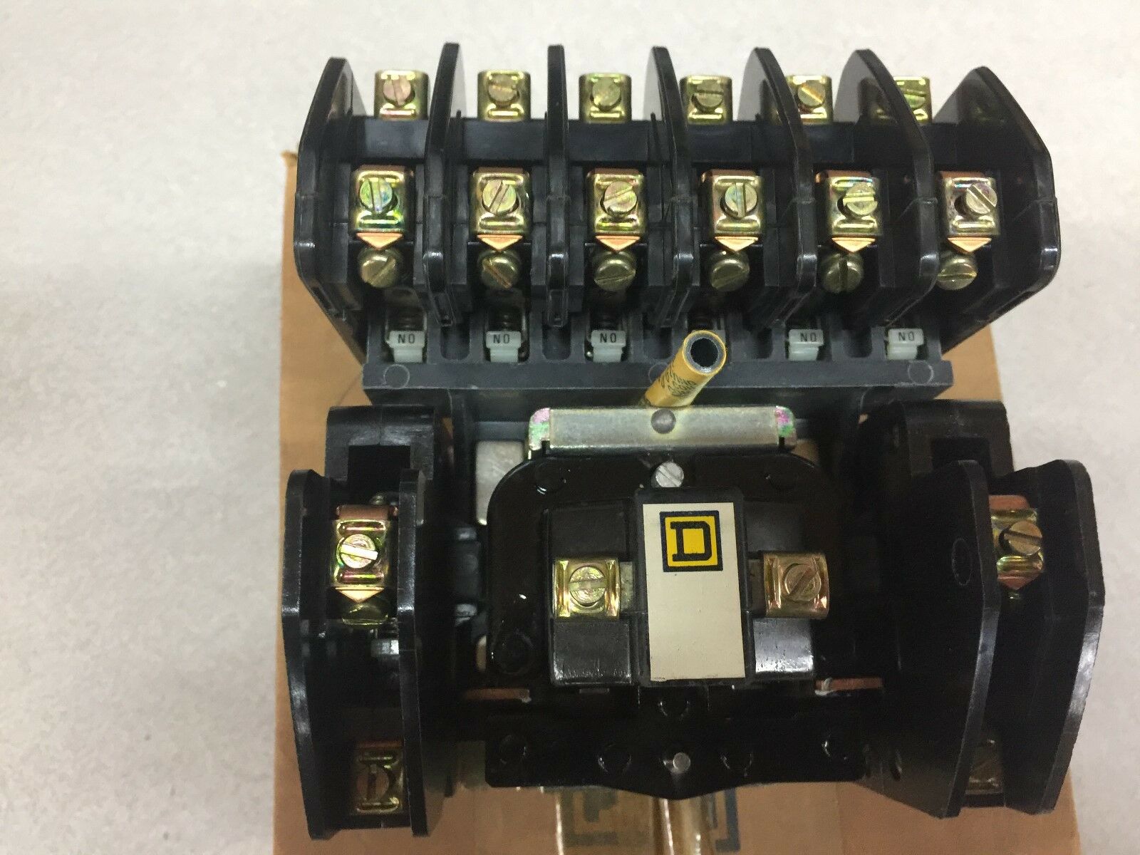 NEW IN BOX SQUARE D CONTROL RELAY CLASS 8501 HO-80