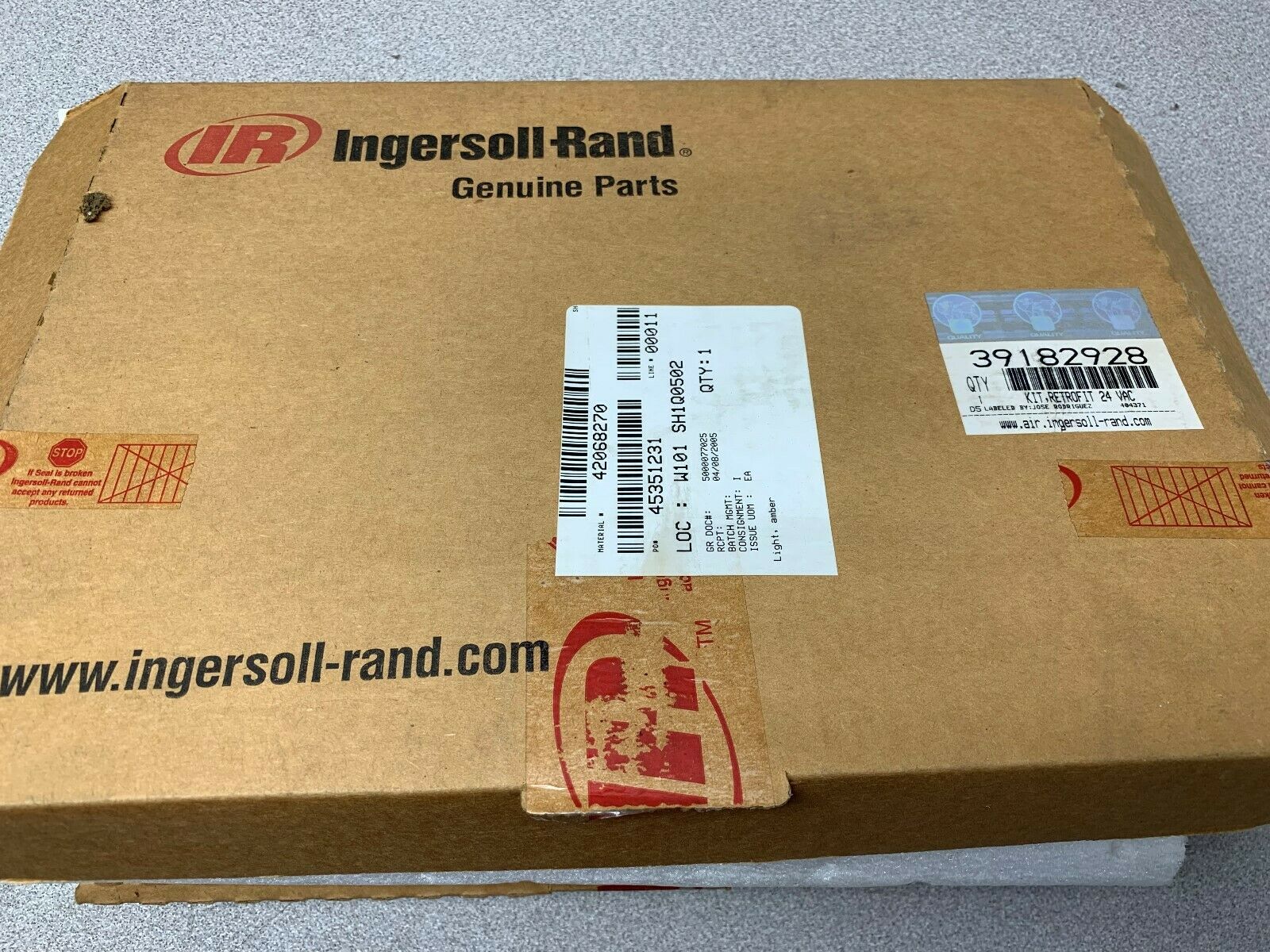 NEW IN BOX INGERSOLL RAND AMBER LIGHT KIT 39182928 CUTLER-HAMMER