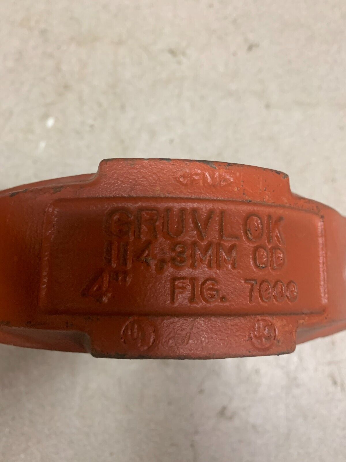 NEW NO BOX GRUVLOCK Fig 7000 4" Flexible Pipe Coupling w/ Gasket