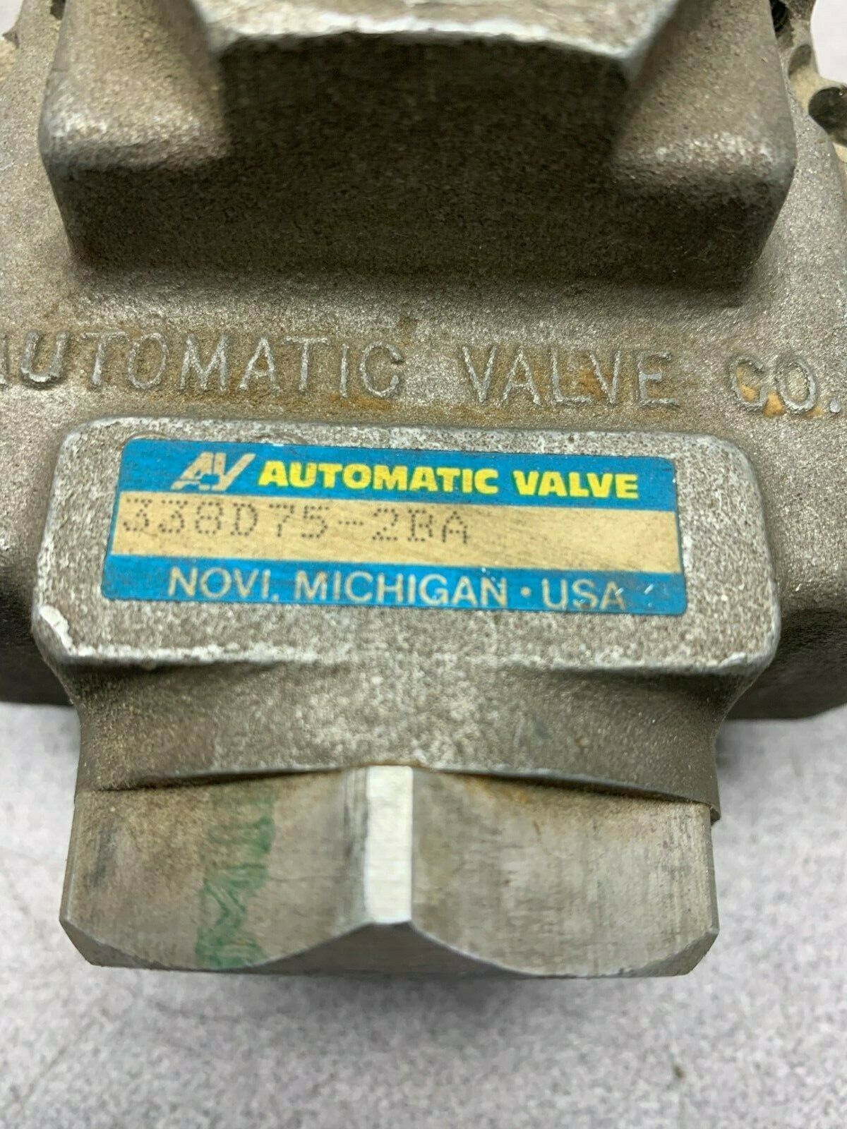 NEW NO BOX AUTOMATIC VALVE 338D75-2BA