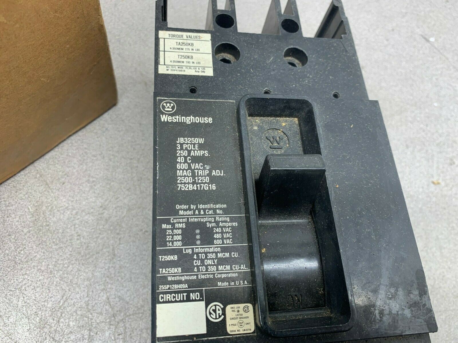 NEW WESTINGHOUSE 752B417G16 3 POLE 250AMP CIRCUIT BREAKER JB3250W