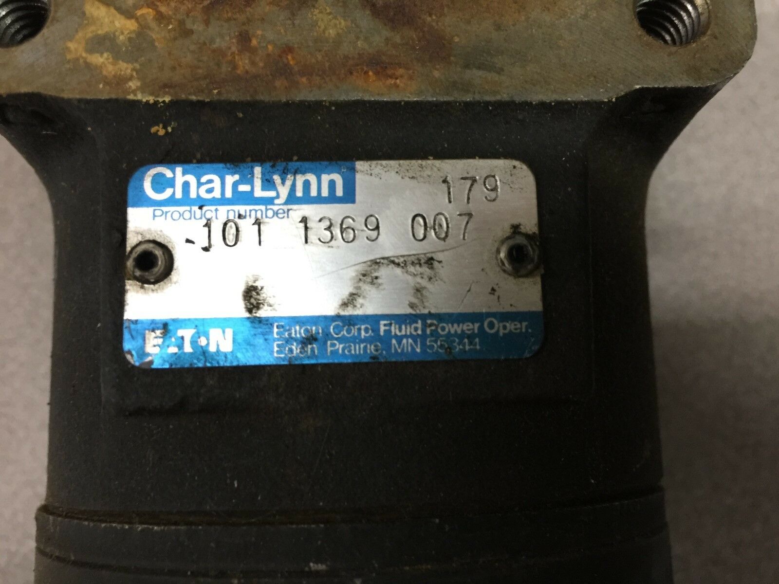 NEW NO BOX CHAR-LYNN HYDRAULIC PUMP 101 1369 007