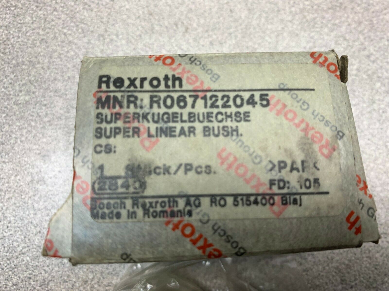 NEW IN BOX REXROTH LINEAR BUSHING R067122045